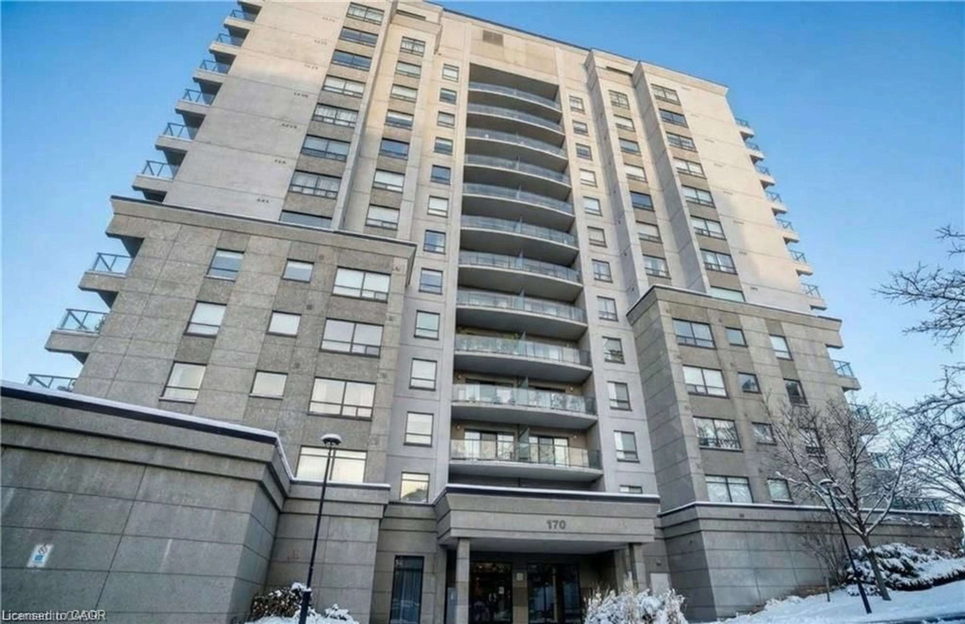Indoor foyer for 170 Water St #501, Cambridge Ontario N1R 3B6