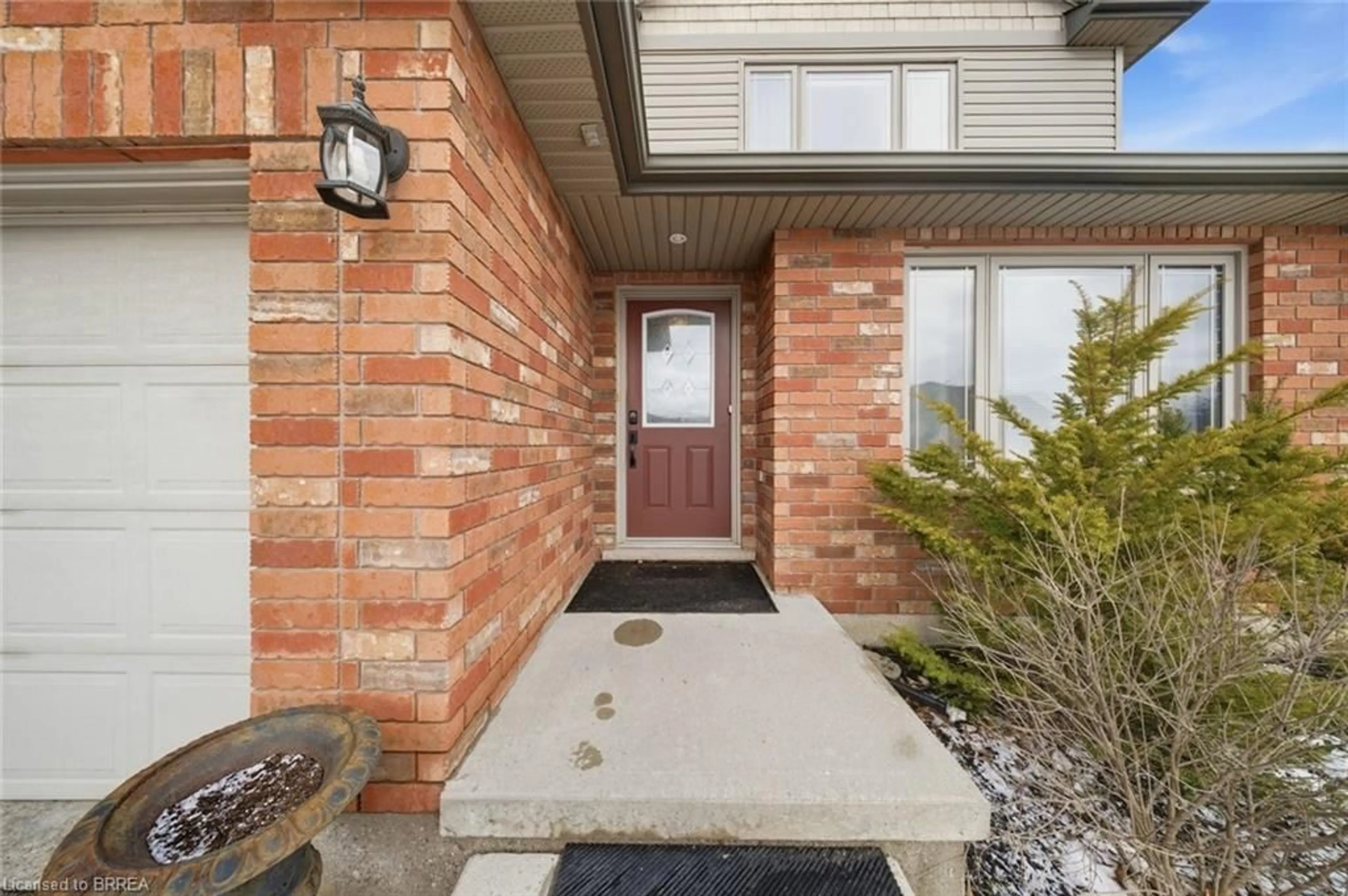 Unknown for 40 Mission Rd, Brantford Ontario N3S 0A3