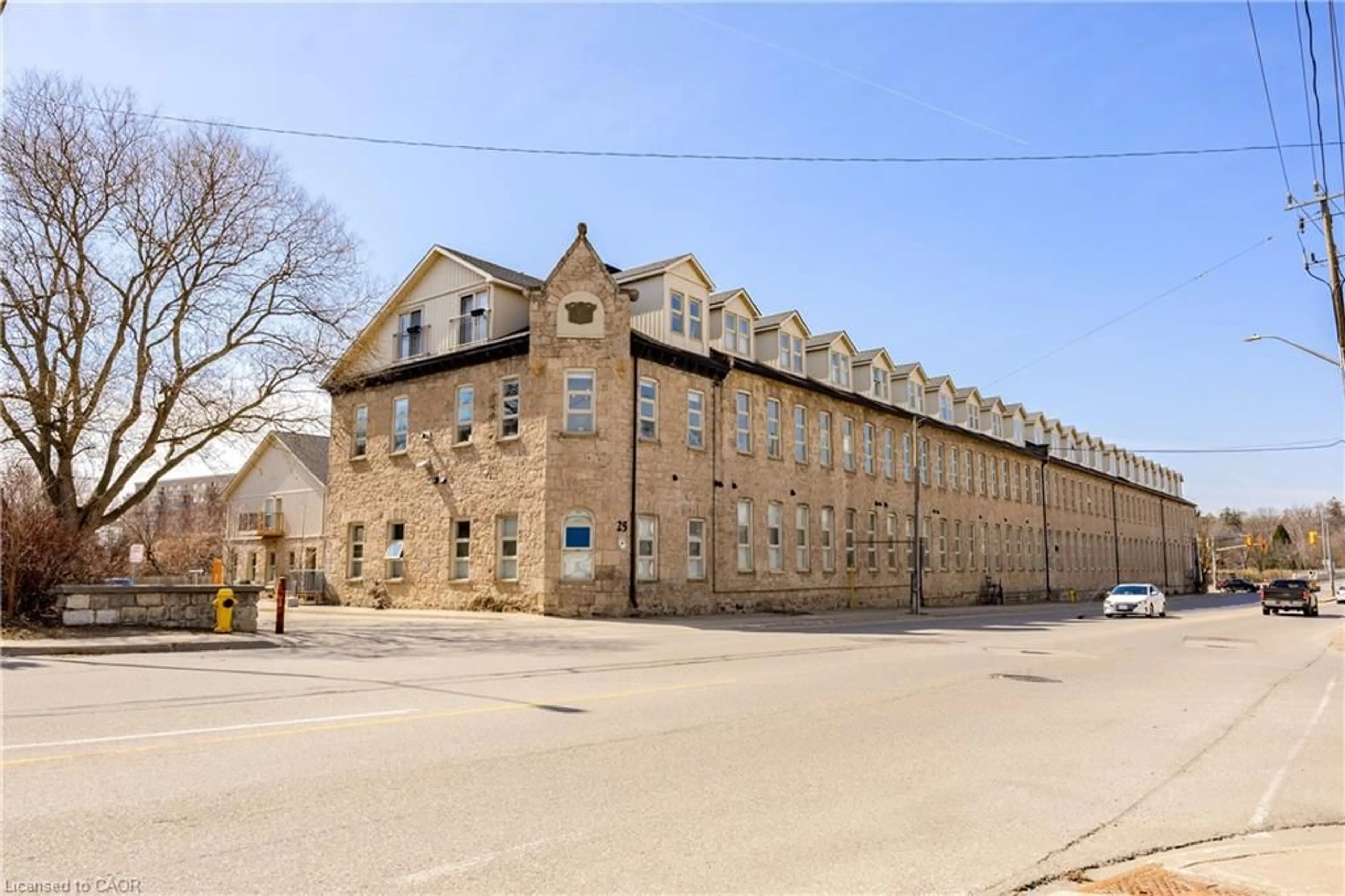 Unknown for 25 Concession St #215, Cambridge Ontario N1R 2G6