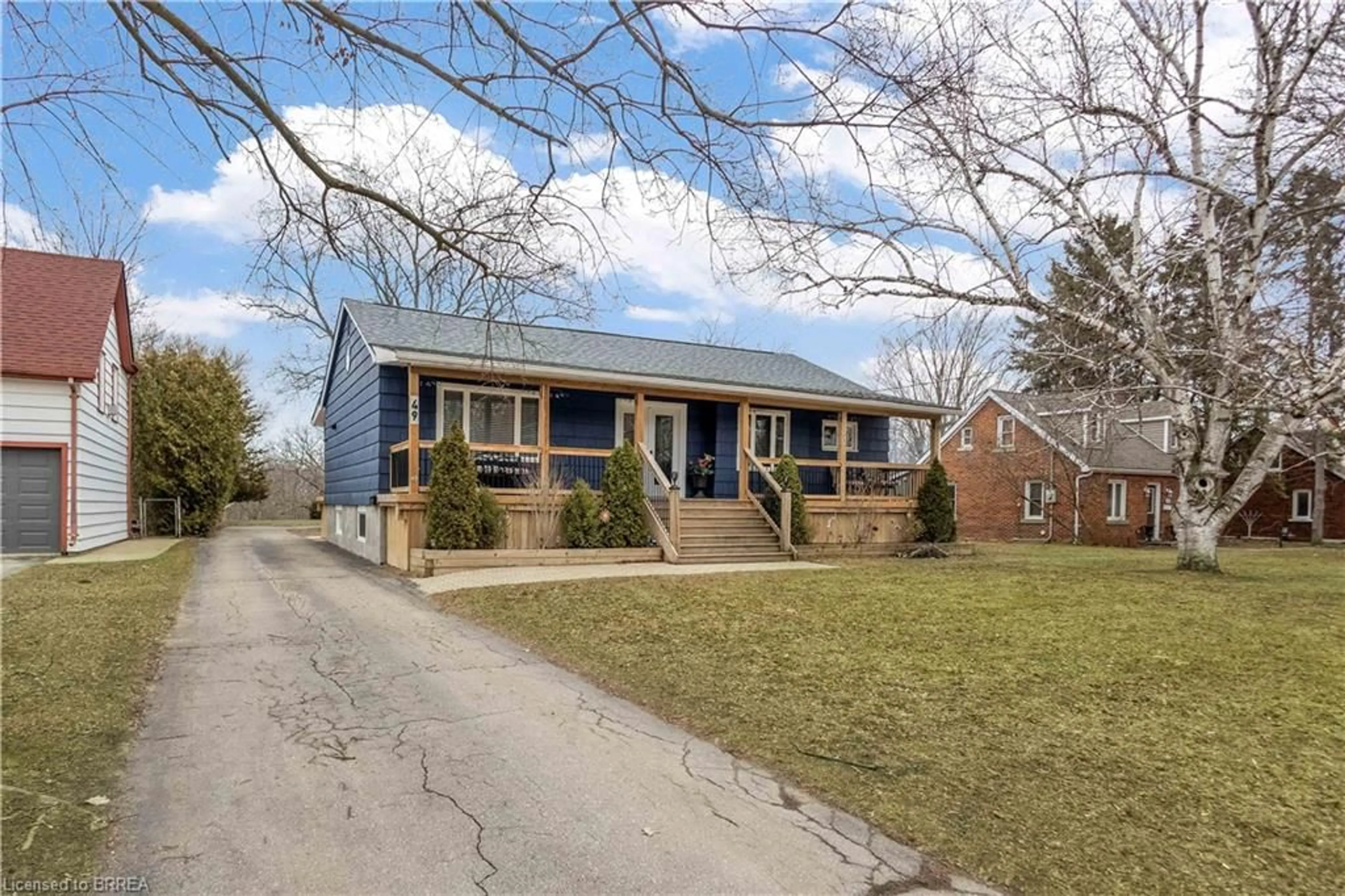 Home with brick exterior material, street for 49 Locks Rd, Brantford Ontario N3S 6Z1