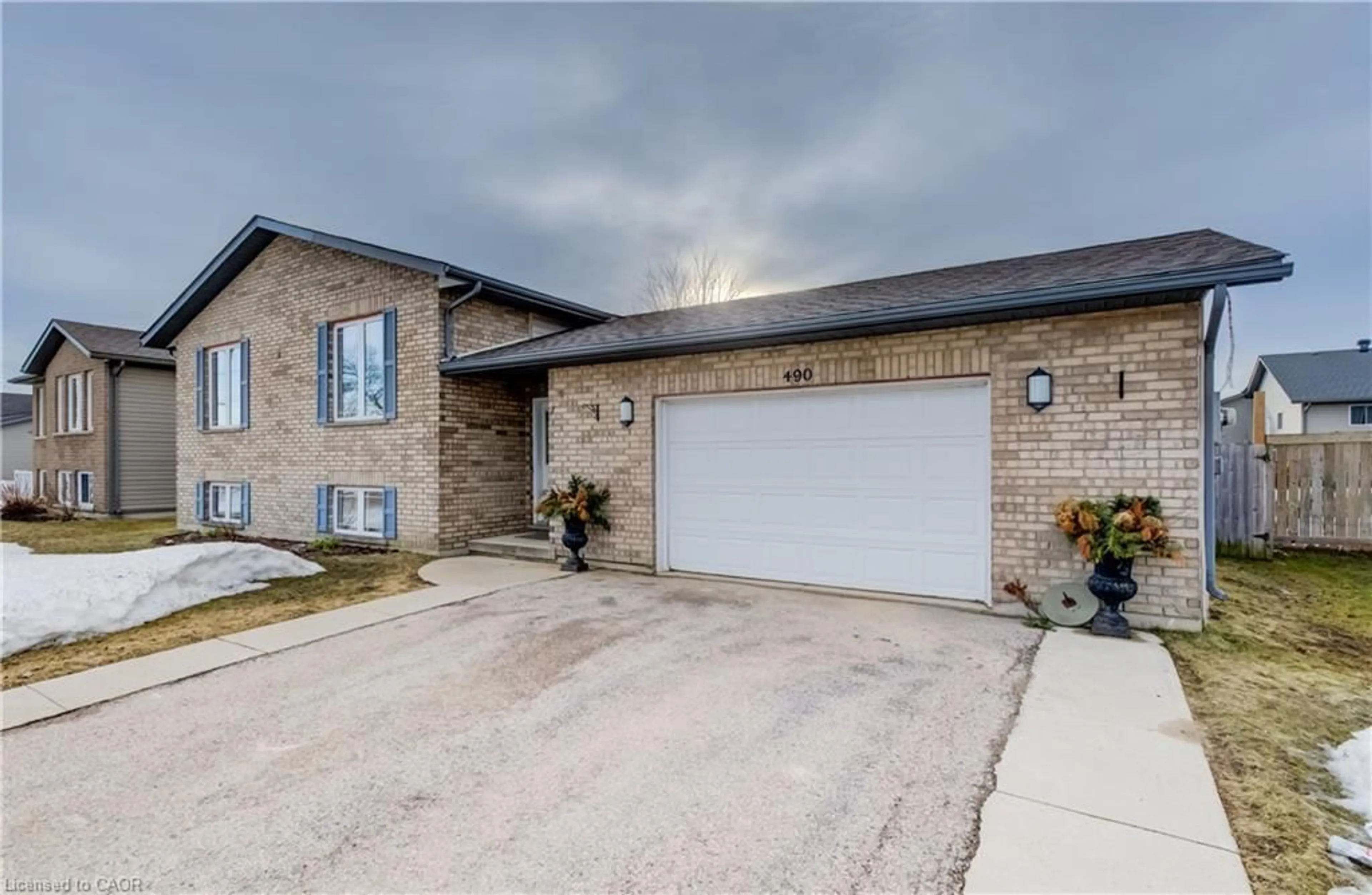 Home with brick exterior material, building for 490 King St, Mount Forest Ontario N0G 2L2