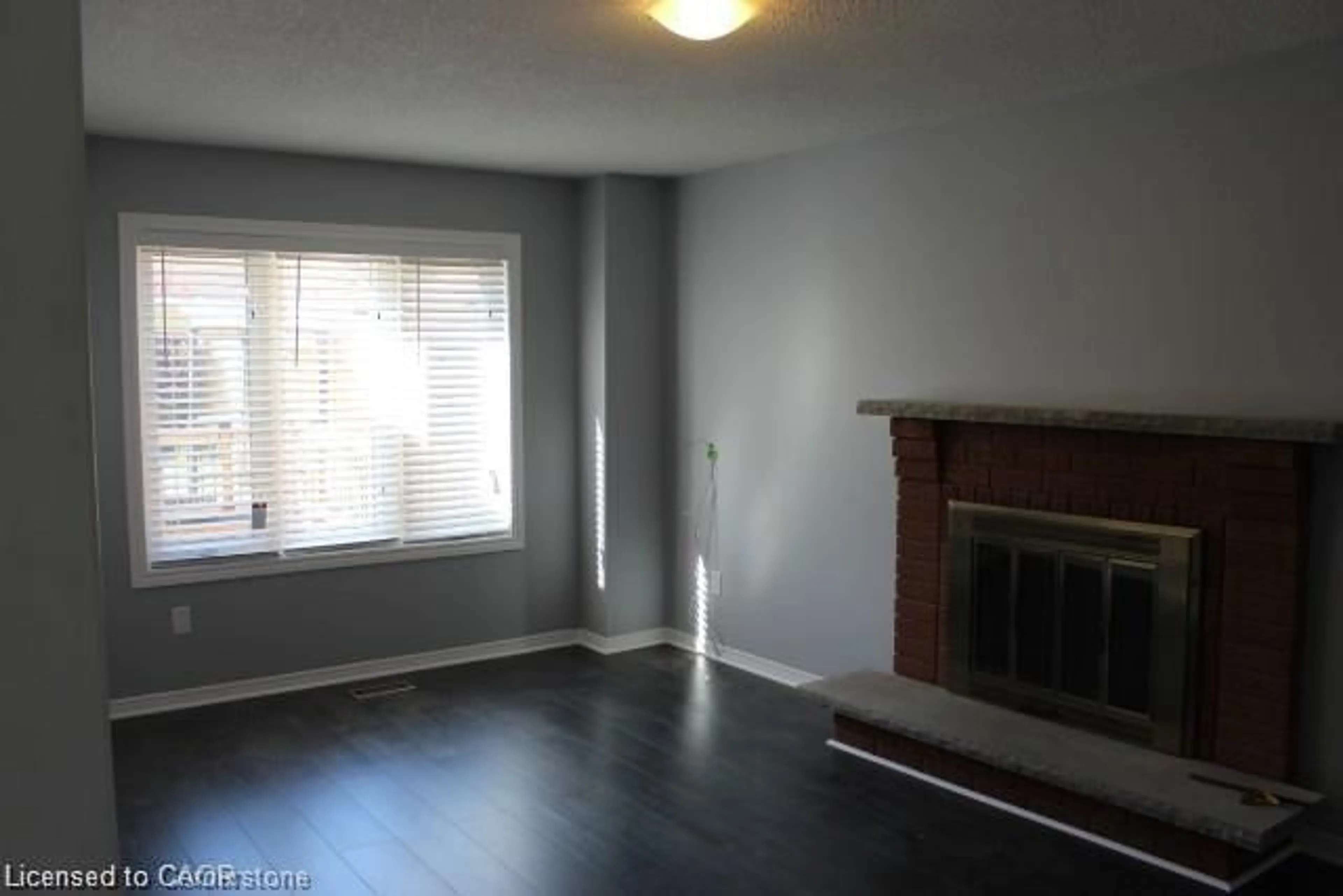 A pic of a room for 529 Burnett Ave, Cambridge Ontario N1T 1M6