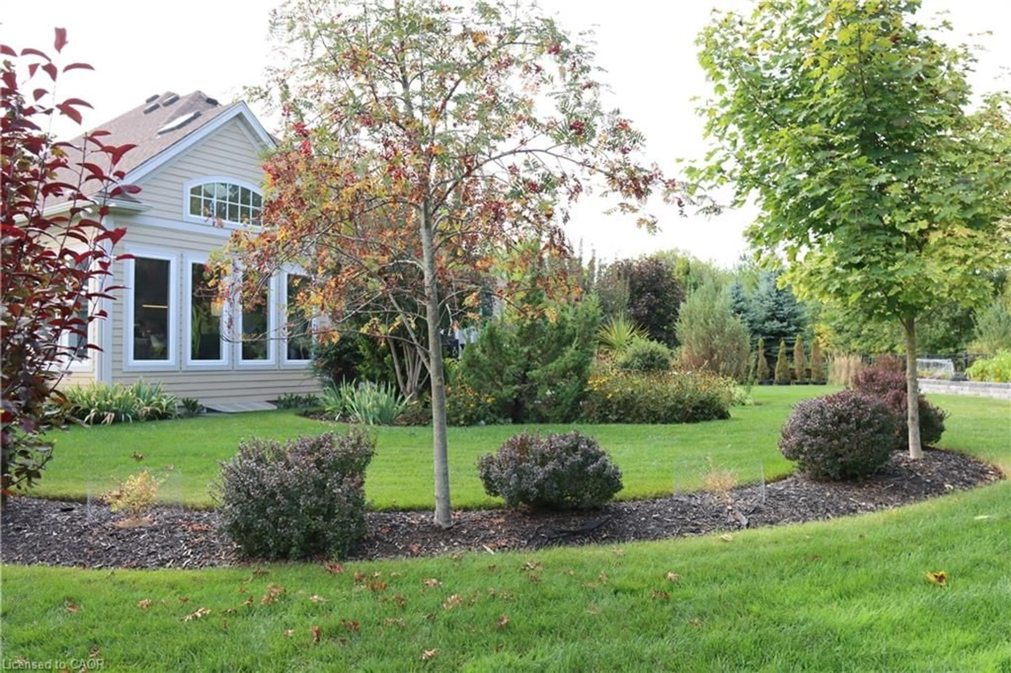 Patio, unknown for 3507 Trillium Cres, Fort Erie Ontario L0S 1N0