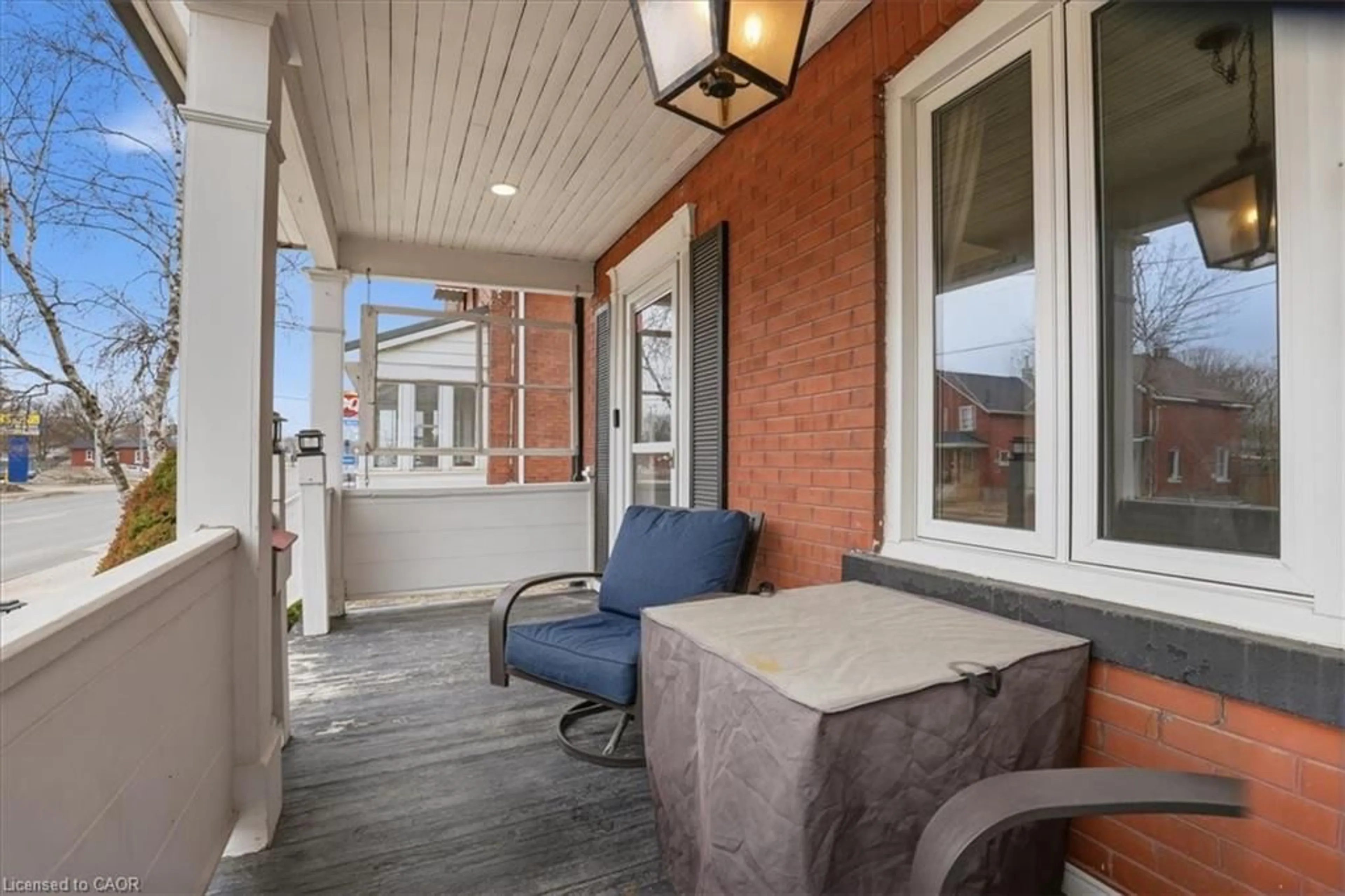 Patio, street for 608 Ontario St, Stratford Ontario N5A 3J5