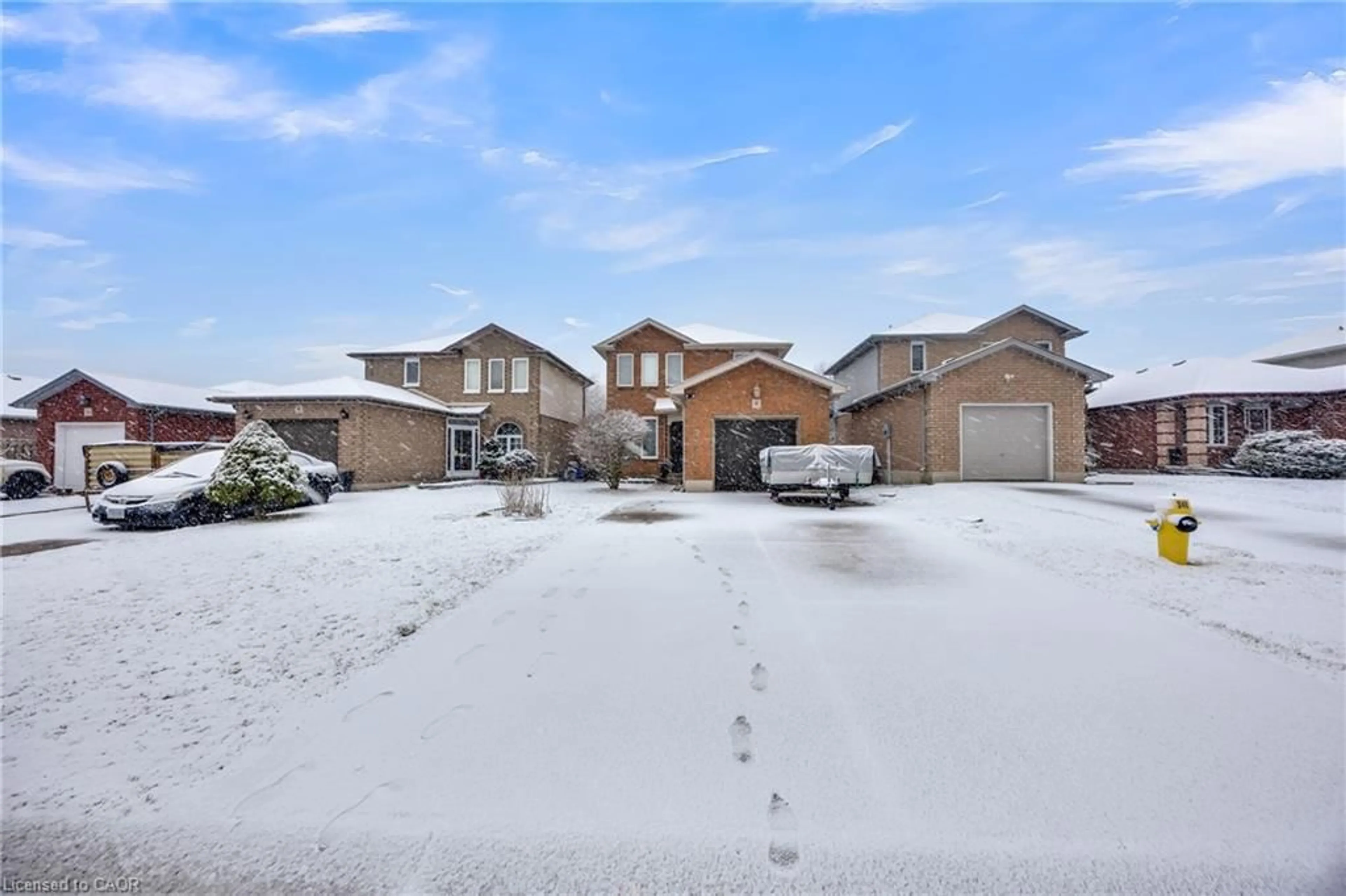 A pic from outside/outdoor area/front of a property/back of a property/a pic from drone, street for 18 Kara Lane, Tillsonburg Ontario N4G 5M3