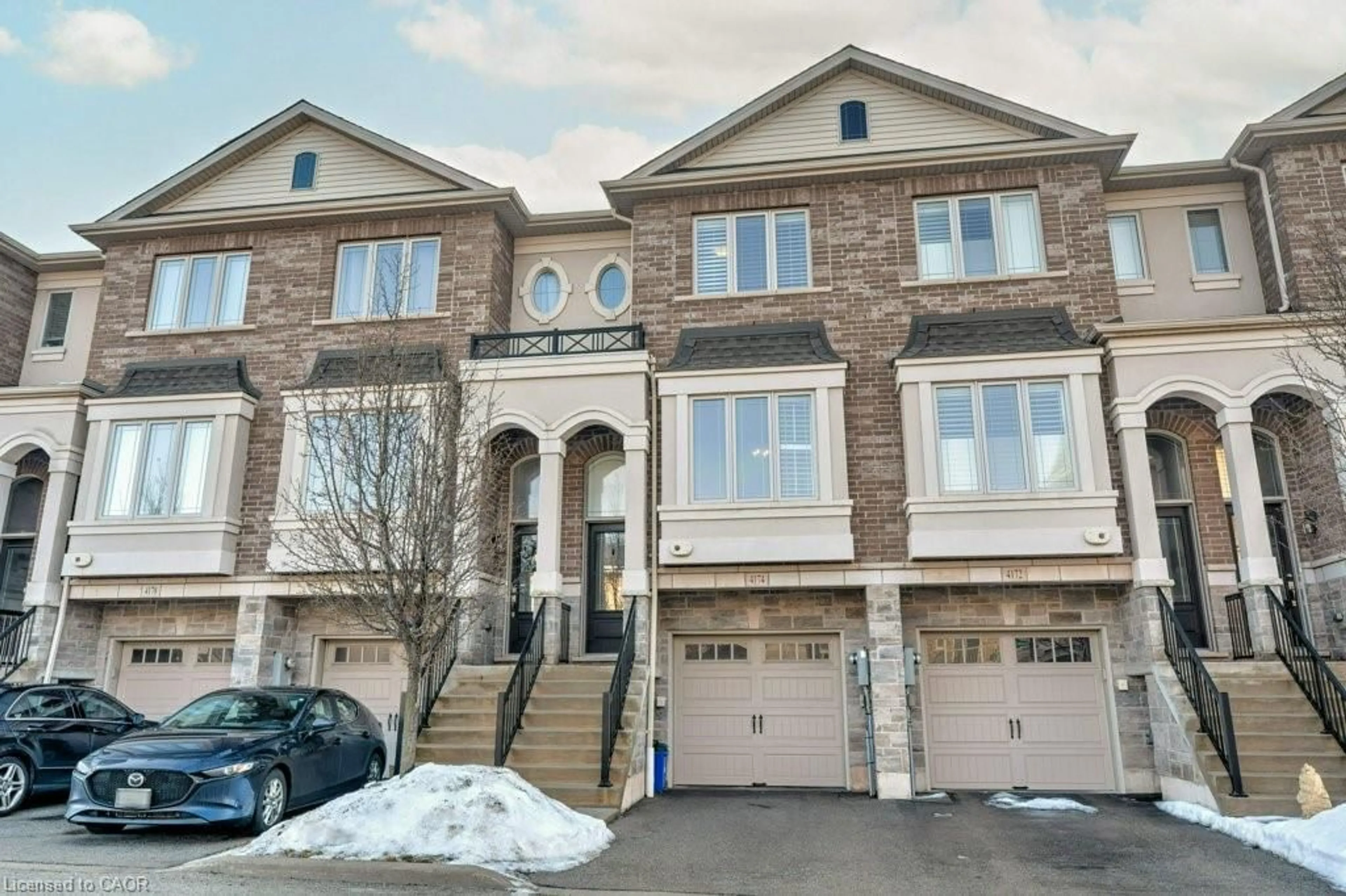 Unknown for 4174 Galileo Common, Burlington Ontario L7L 0G7