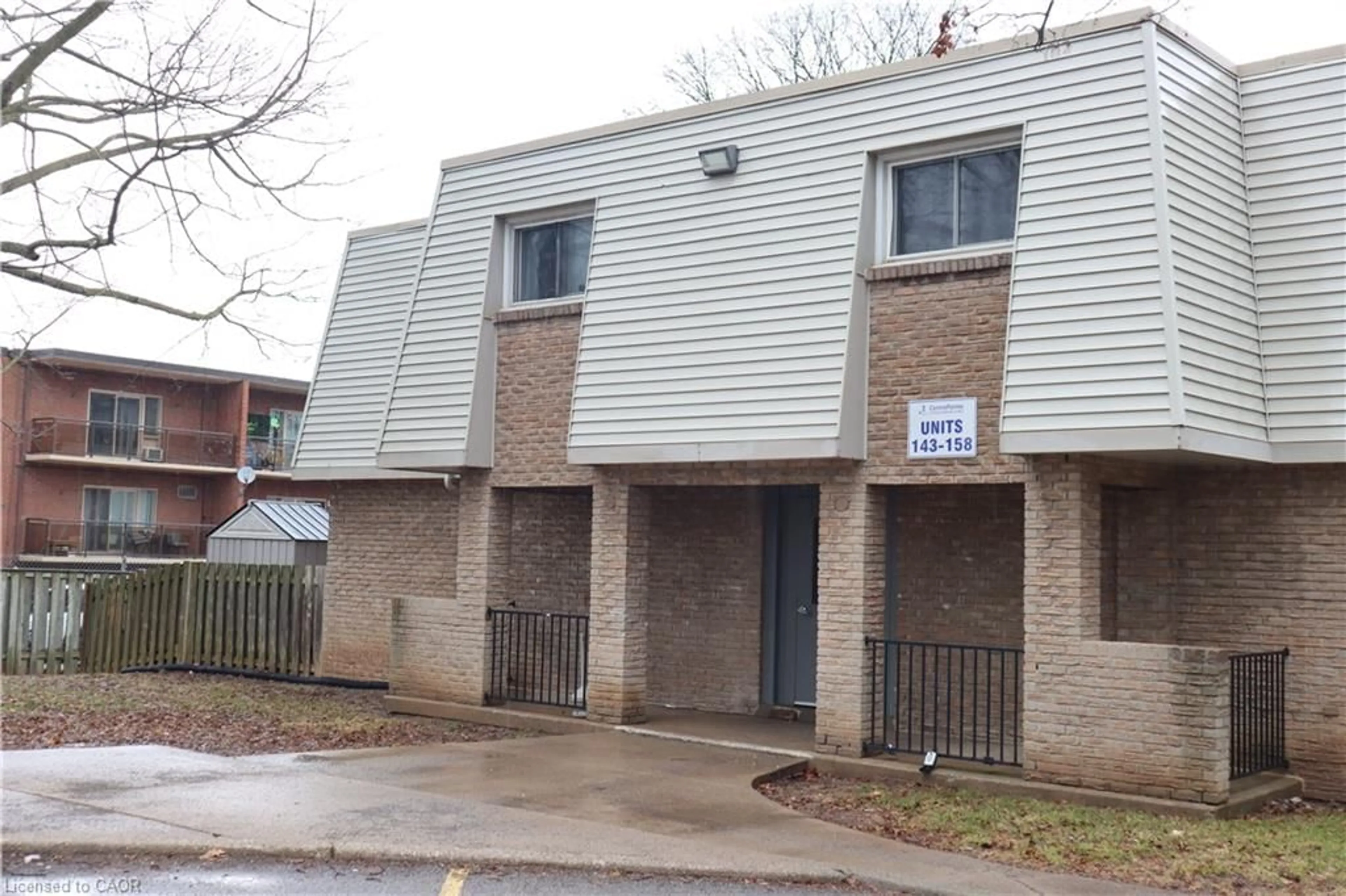 Unknown for 17 Old Pine Trail #156, St. Catharines Ontario L2M 6P9