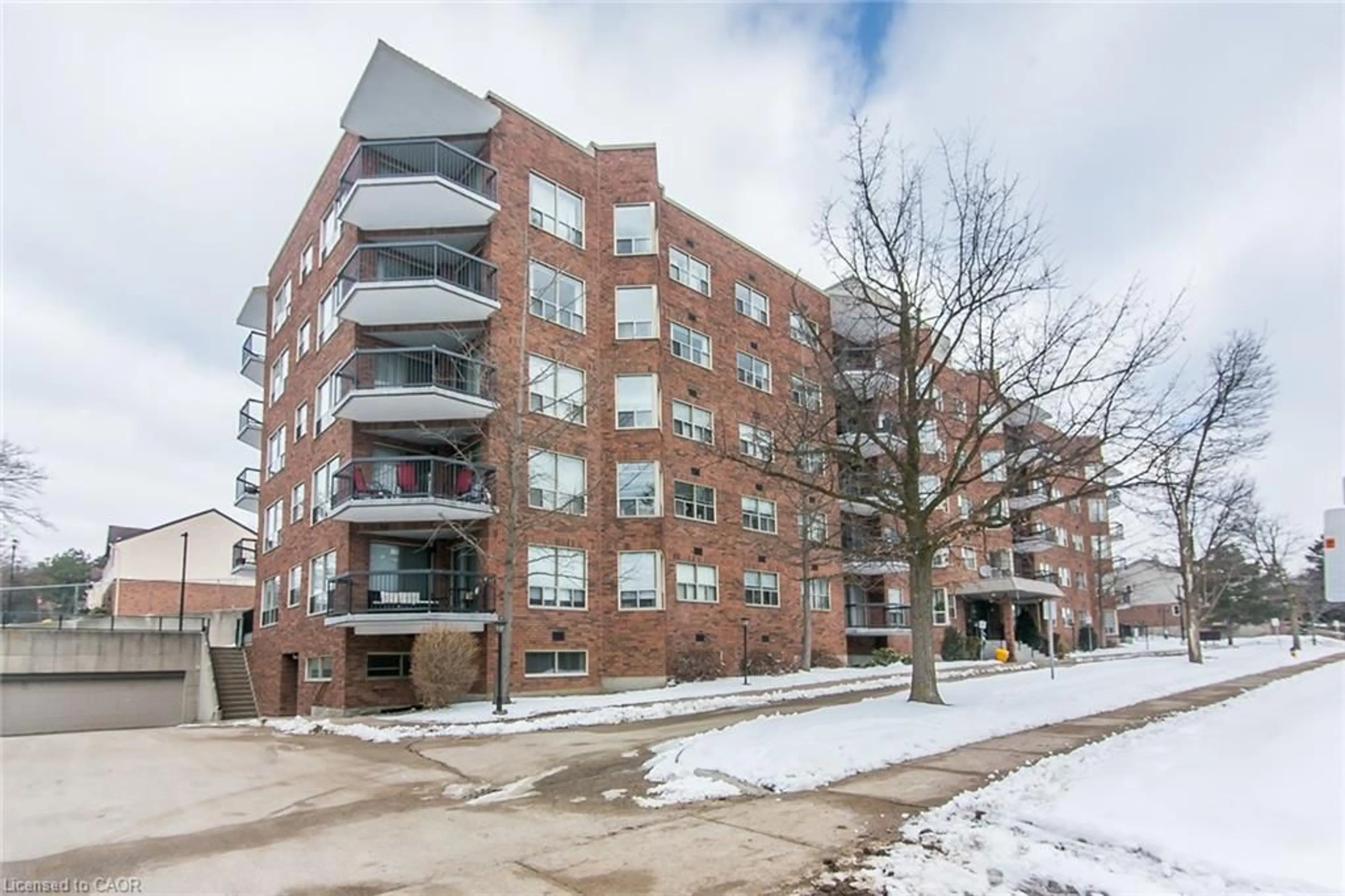 Unknown for 300 Keats Way #402, Waterloo Ontario N2L 6E6