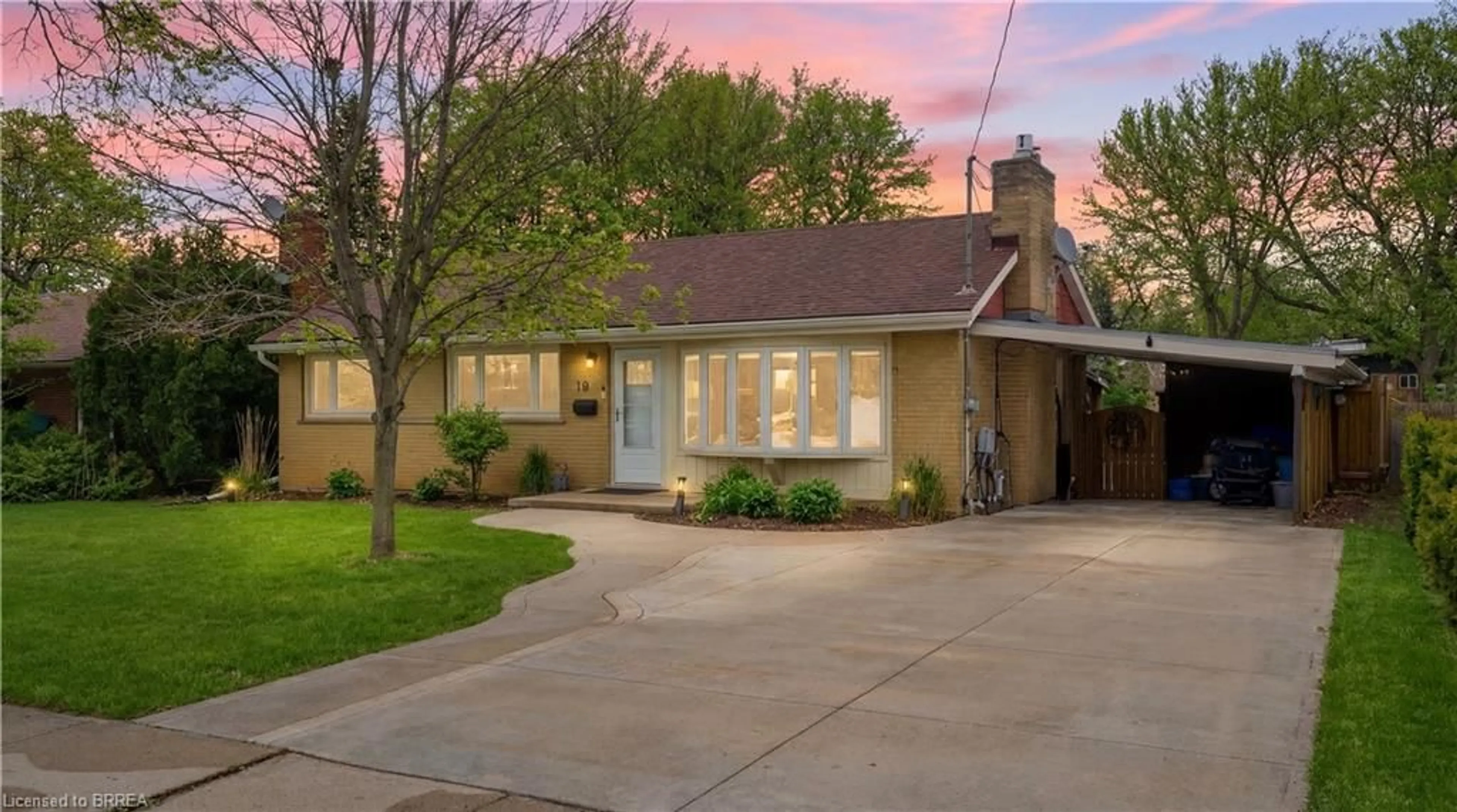 Home with brick exterior material, street for 19 Hiram Rd, Paris Ontario N3L 2P7