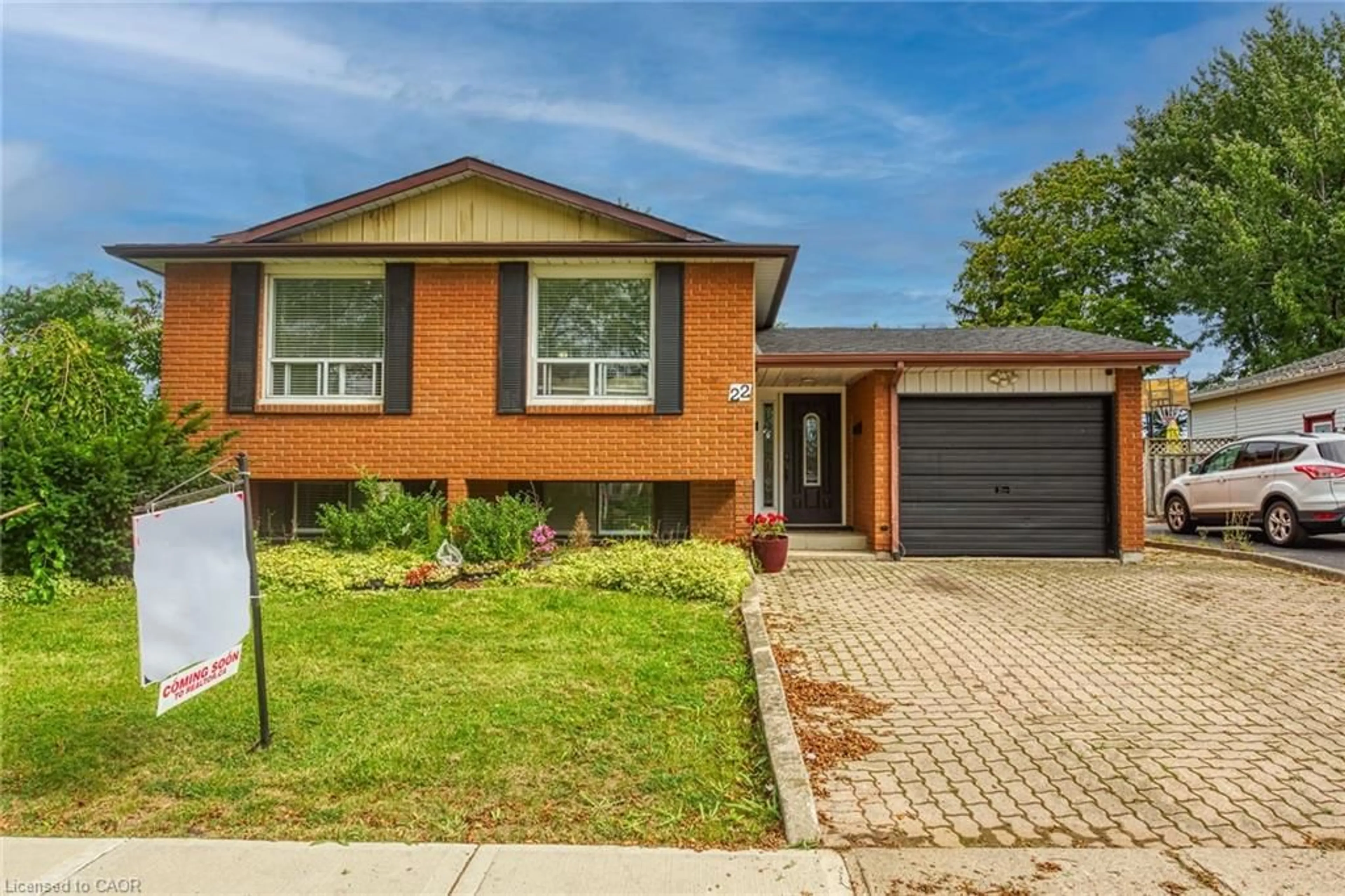 Home with brick exterior material, street for 22 John Murray St, Stoney Creek Ontario L8J 1C4