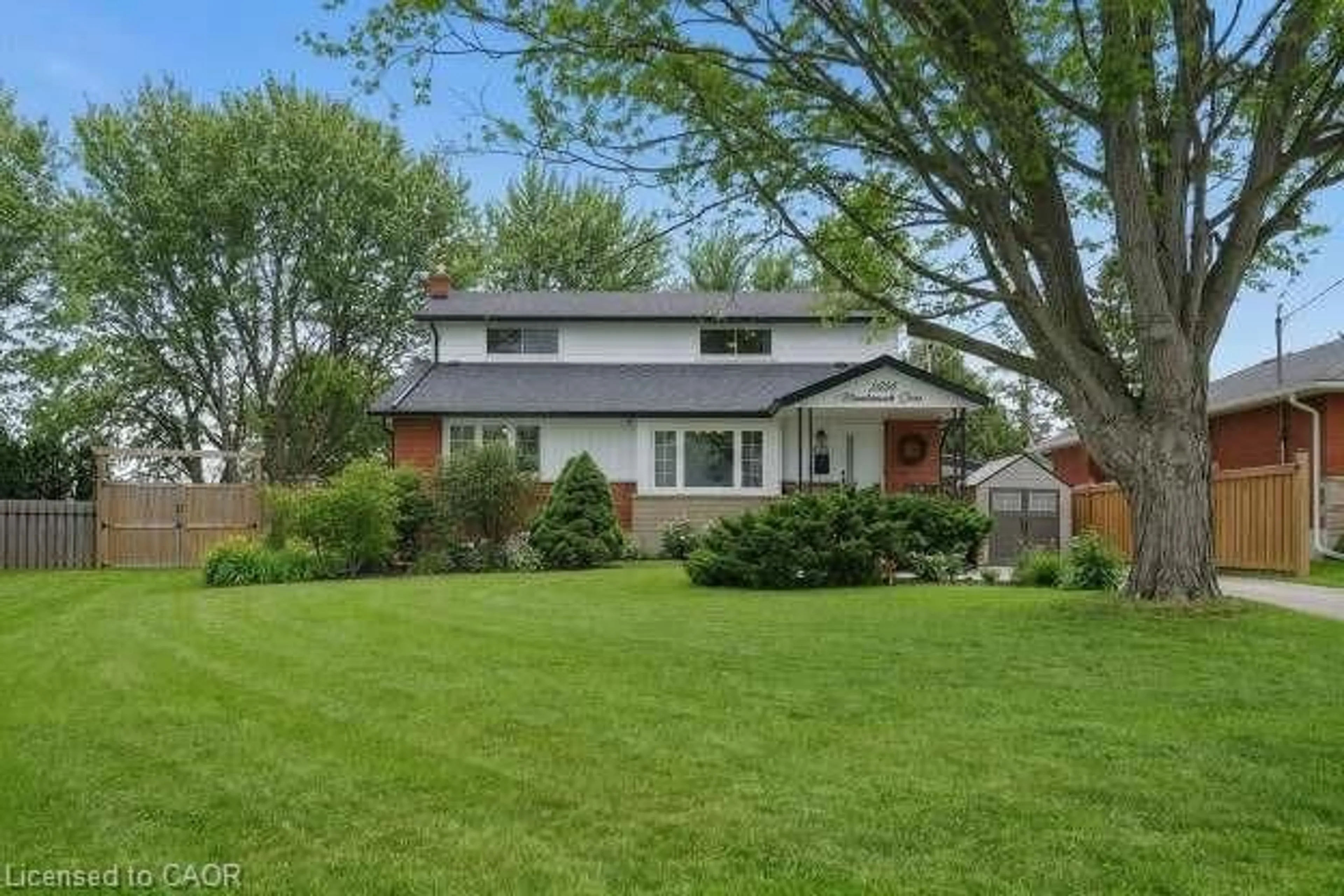 Unknown for 2036 Mountainside Dr, Burlington Ontario L7P 1A7