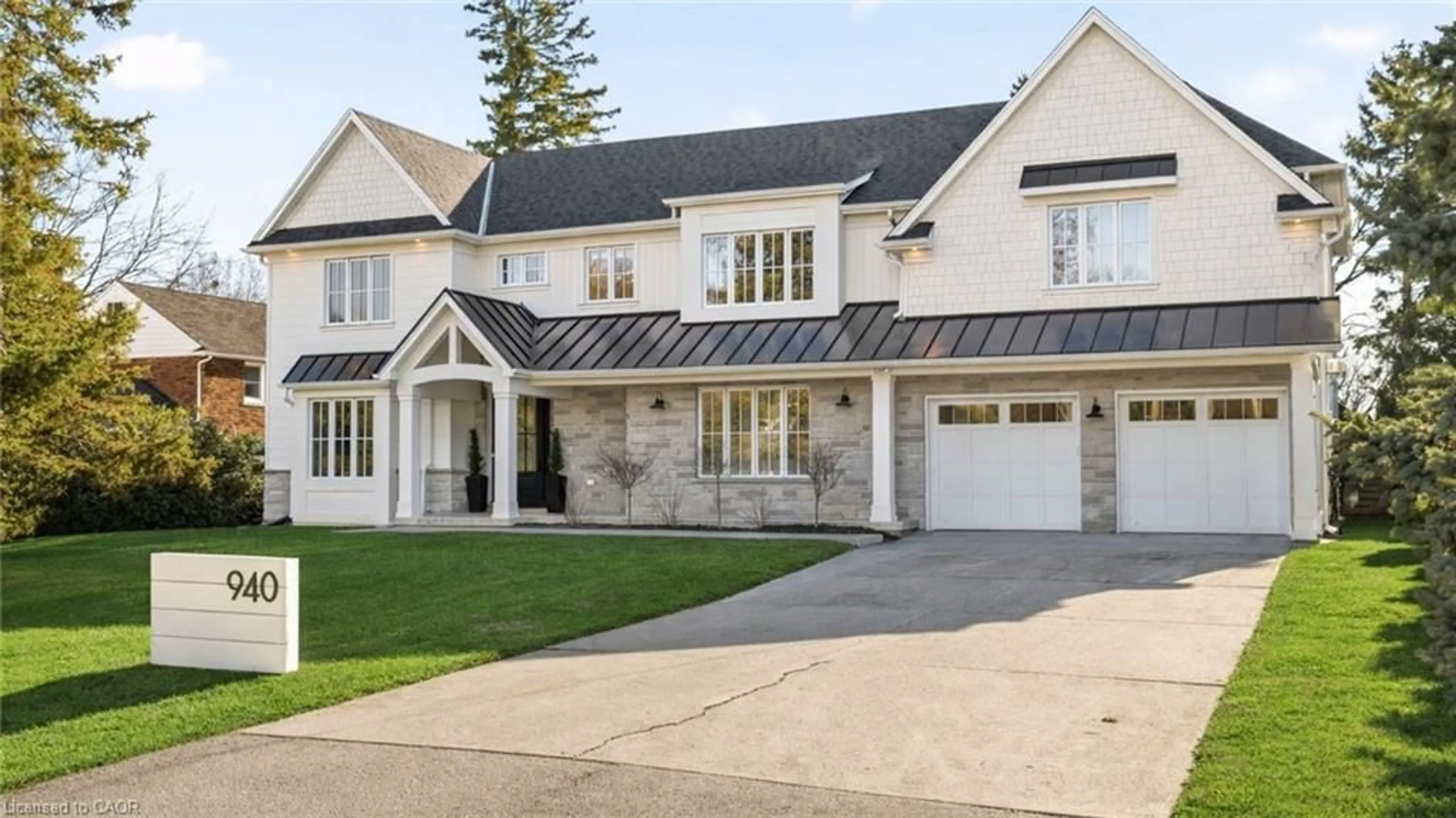 Unknown for 940 Gorton Ave, Burlington Ontario L7T 1S5