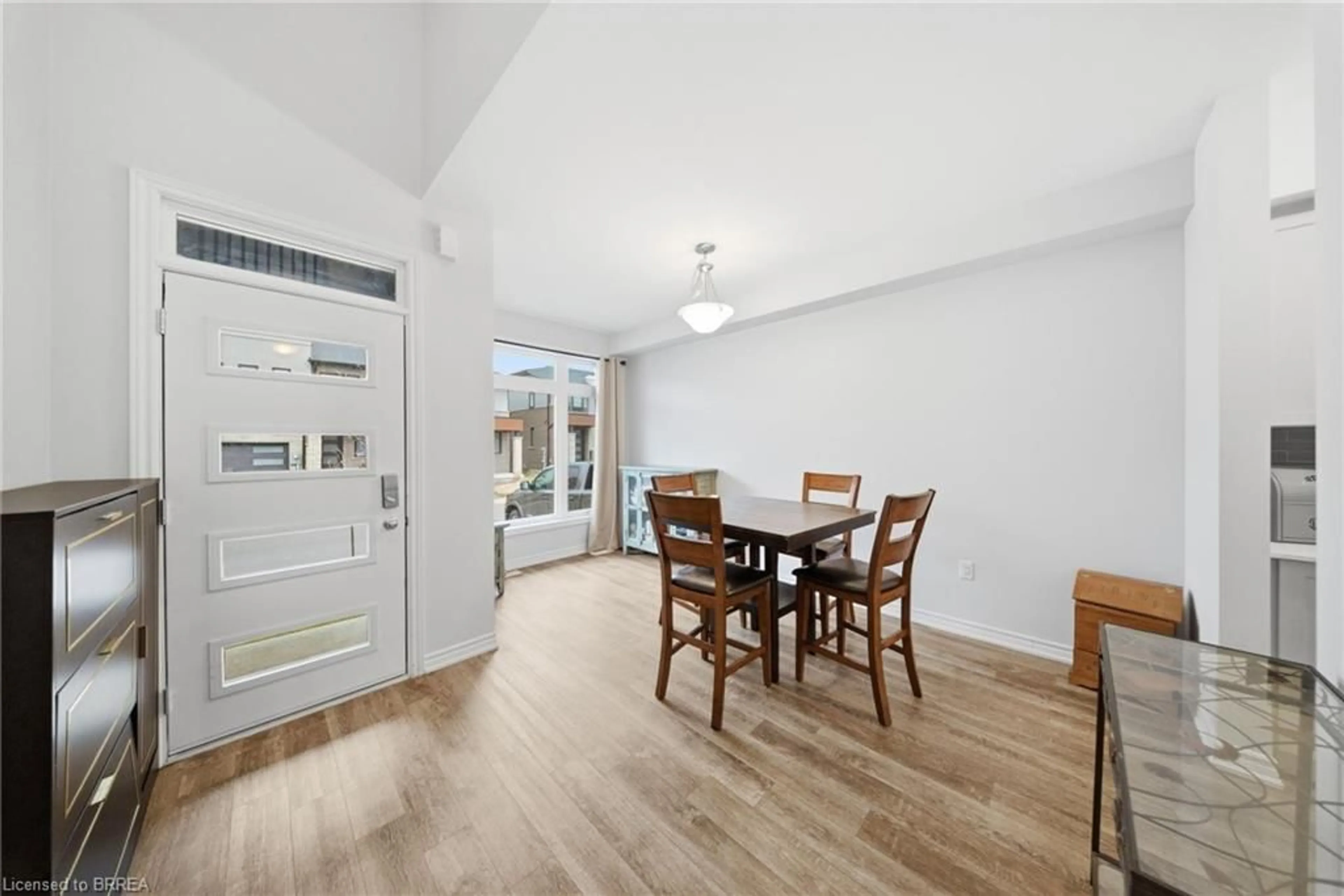 Dining room, unknown for 30 Bensley Lane, Hamilton Ontario L9C 0E7