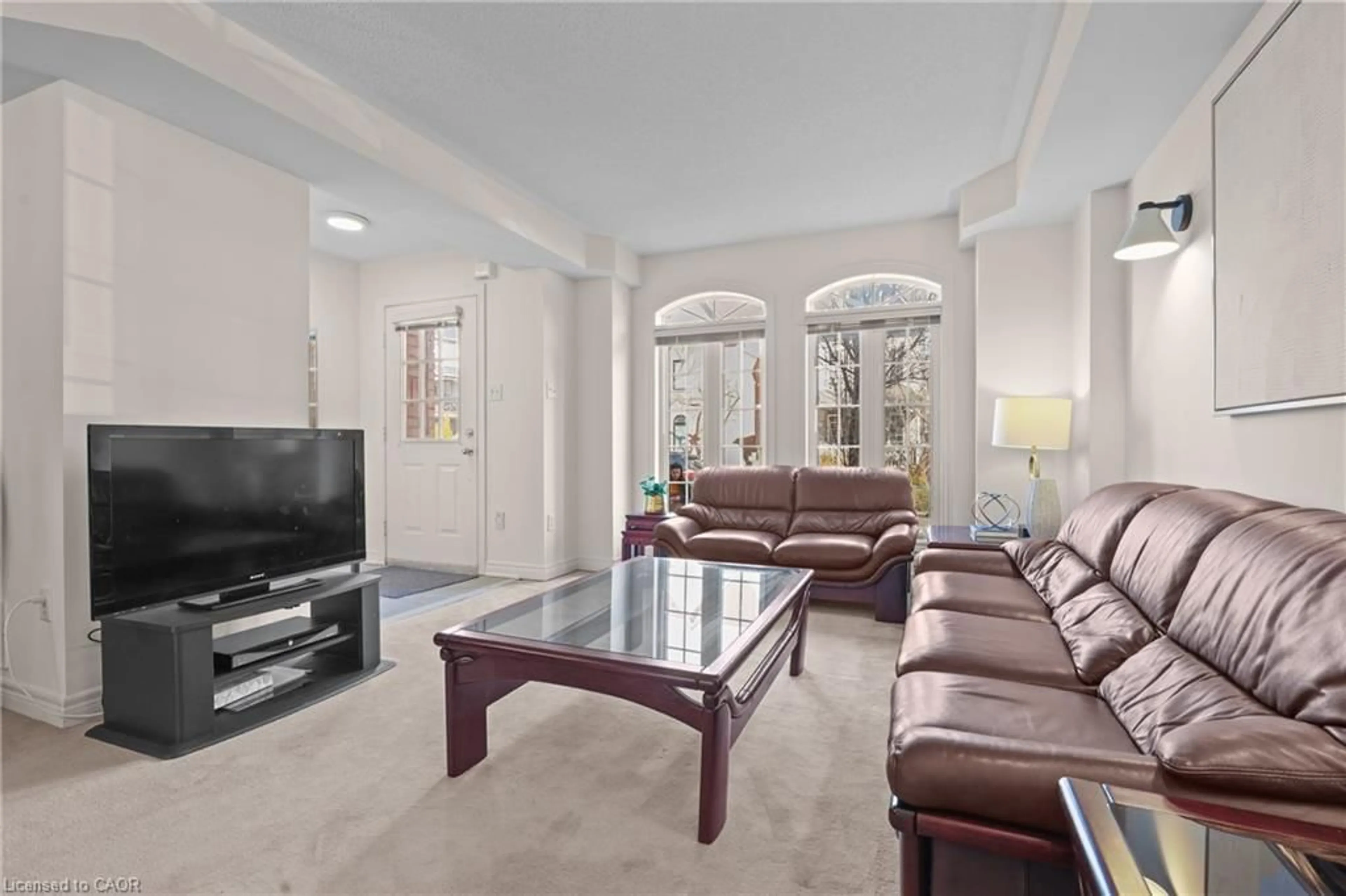 Living room with furniture, ceramic/tile floor for 148 Littlewood Dr, Oakville Ontario L6H 6T7