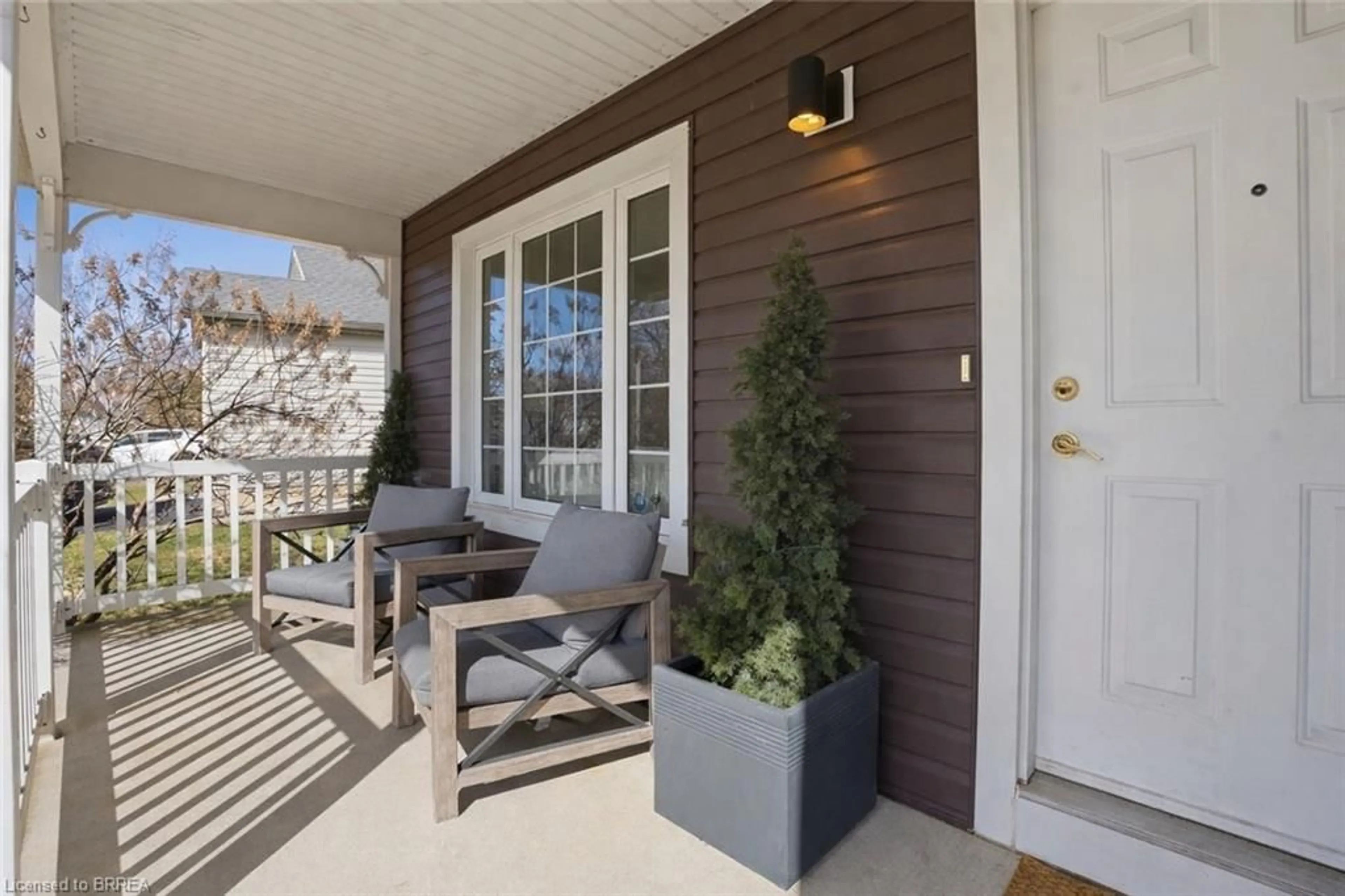 Indoor entryway for 12 Denby Rd, Port Dover Ontario N0A 1N4