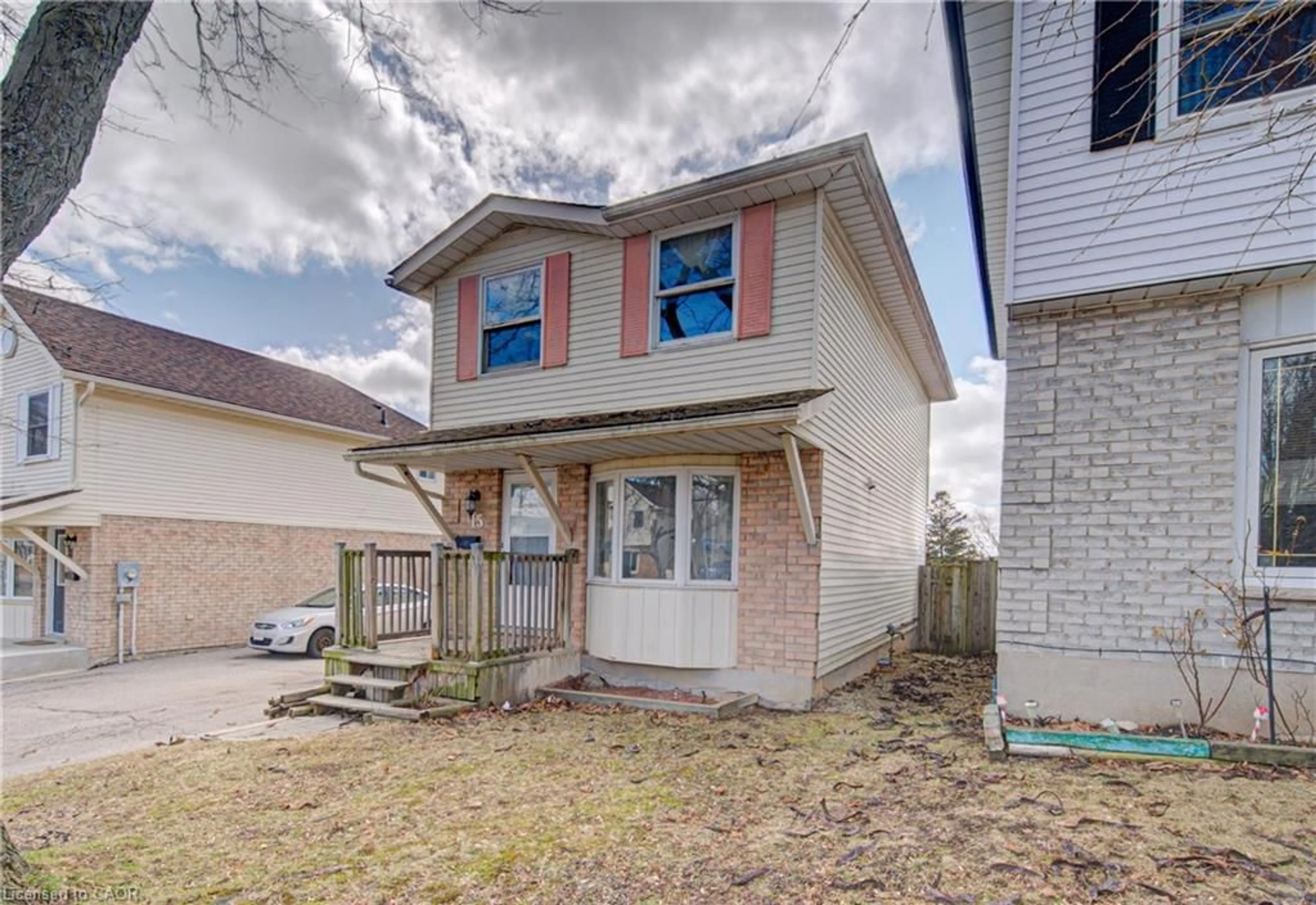 Unknown for 15 Carter Cres, Cambridge Ontario N1R 7L9