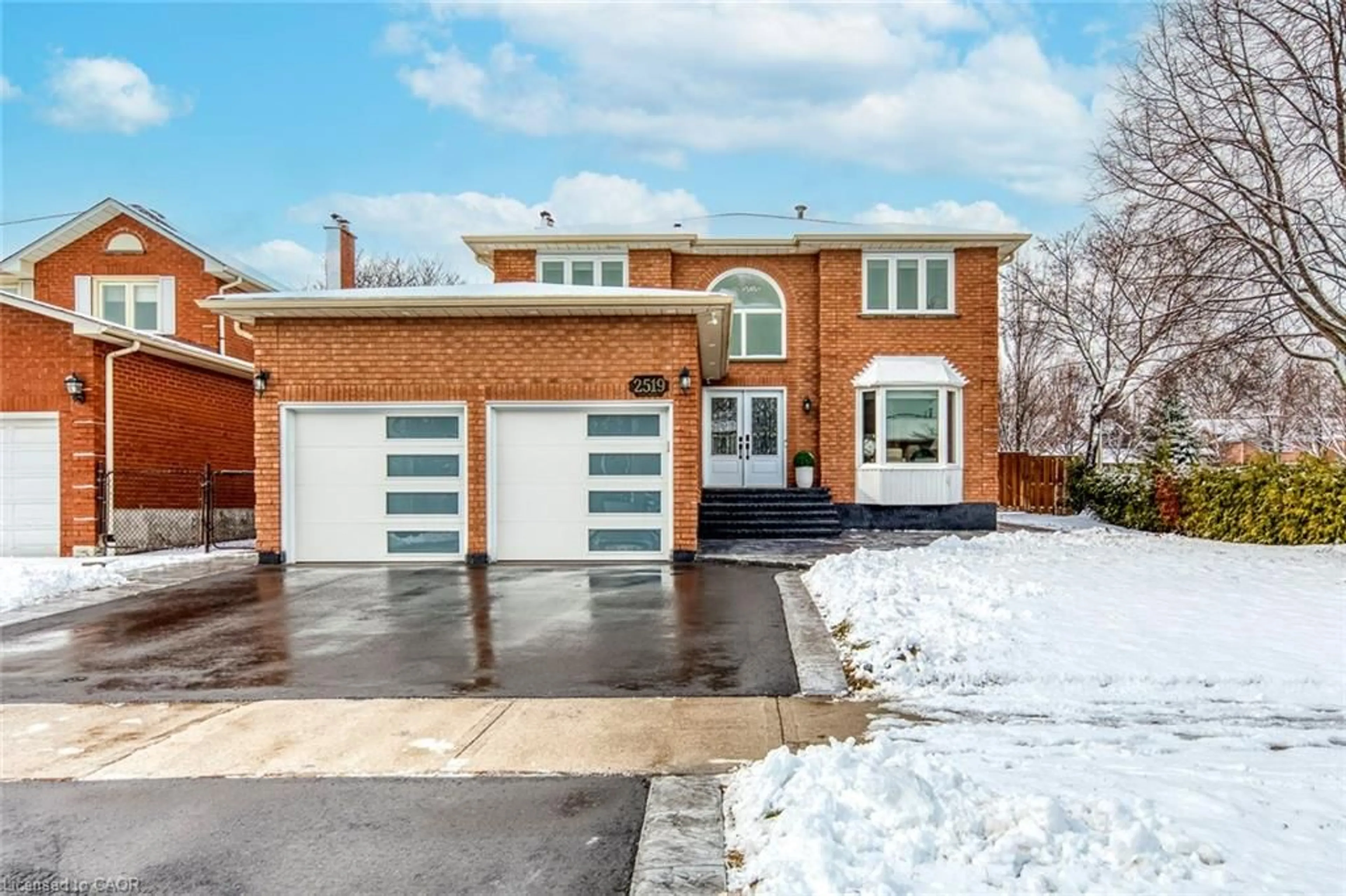 Home with brick exterior material, street for 2519 Wynten Way, Oakville Ontario L6J 7K5