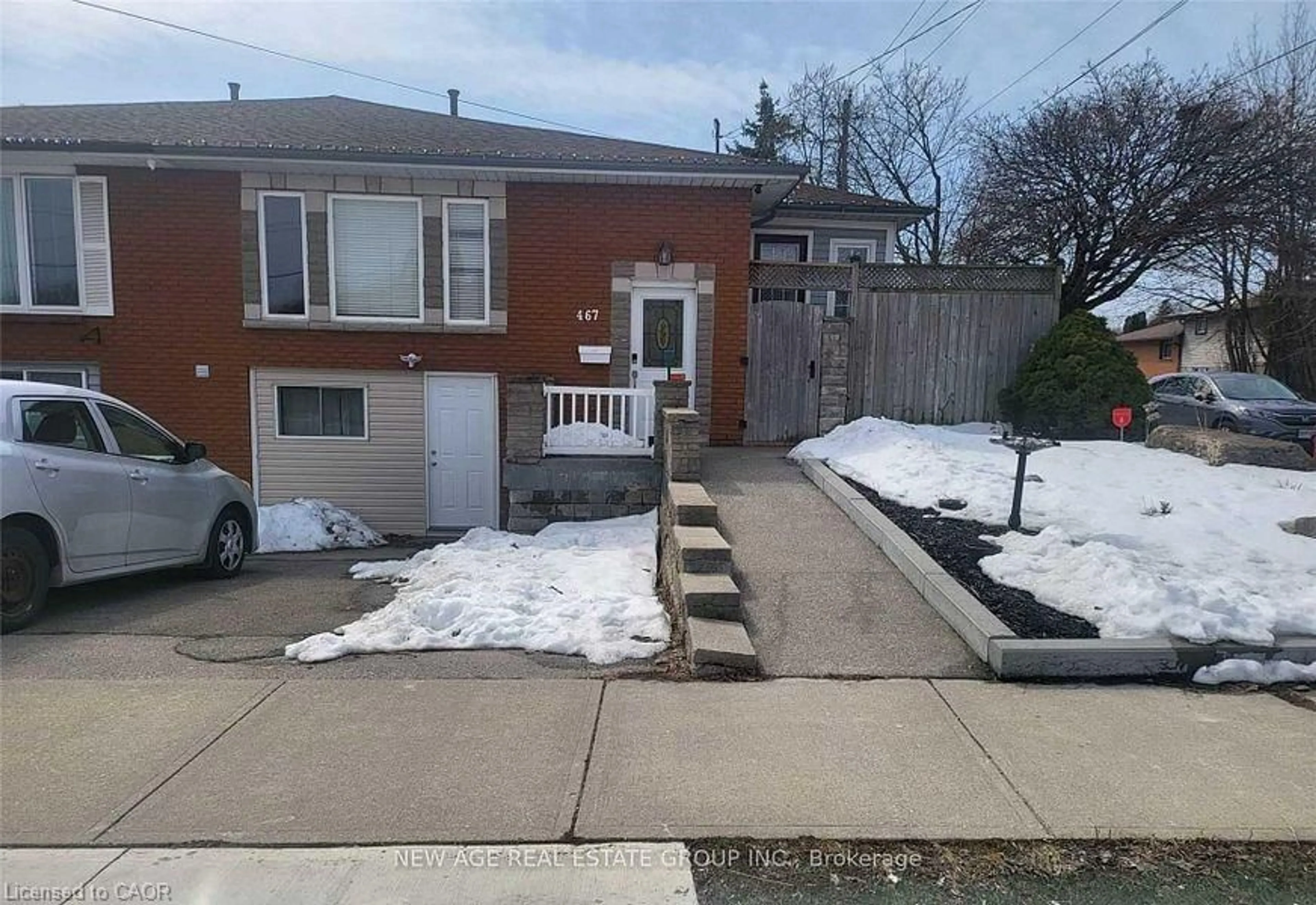 Unknown for 467 Limeridge Rd, Hamilton Ontario L9C 2V7