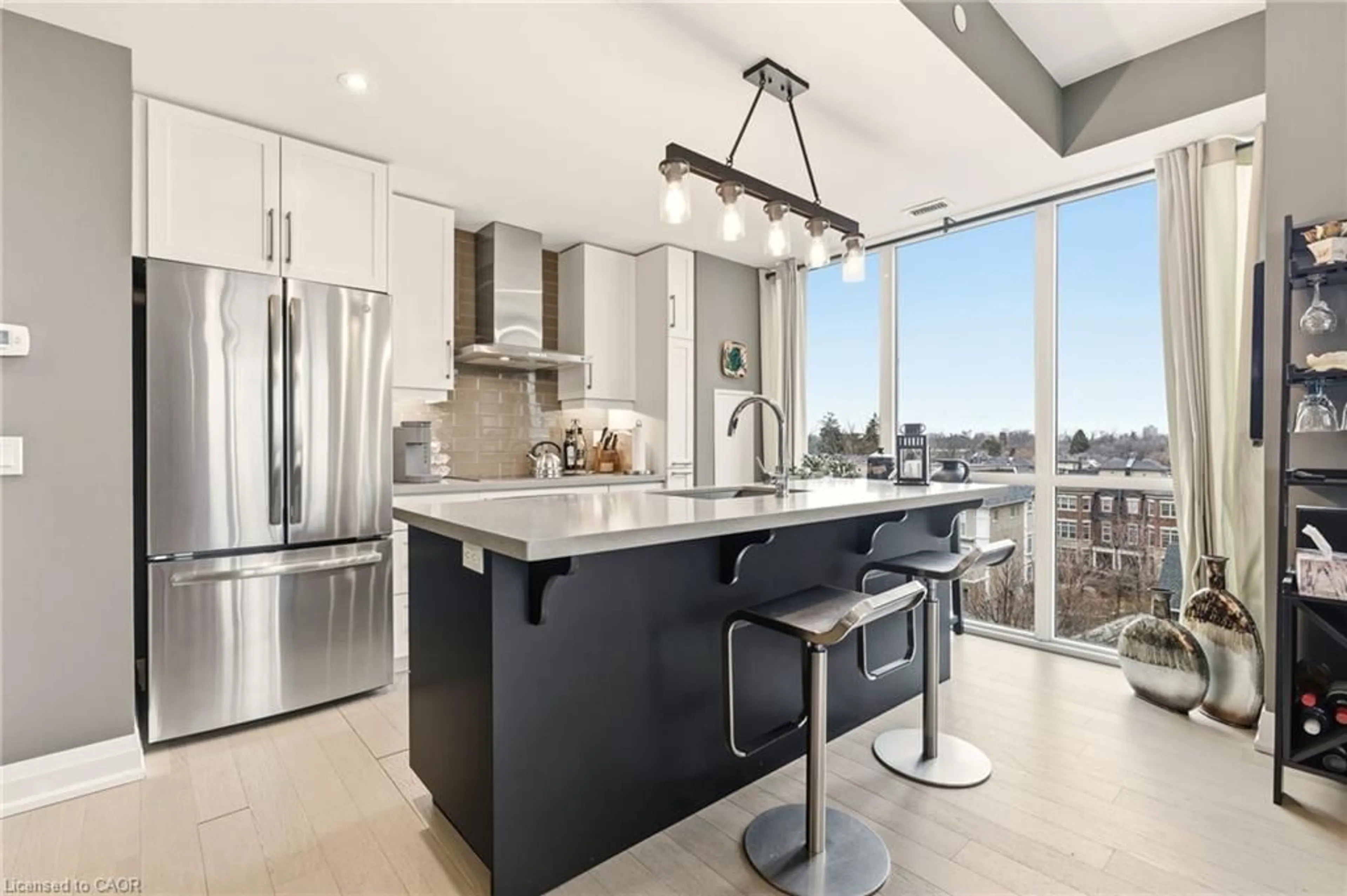 Contemporary kitchen, ceramic/tile floor for 2025 Maria St #503, Burlington Ontario L7R 0E9