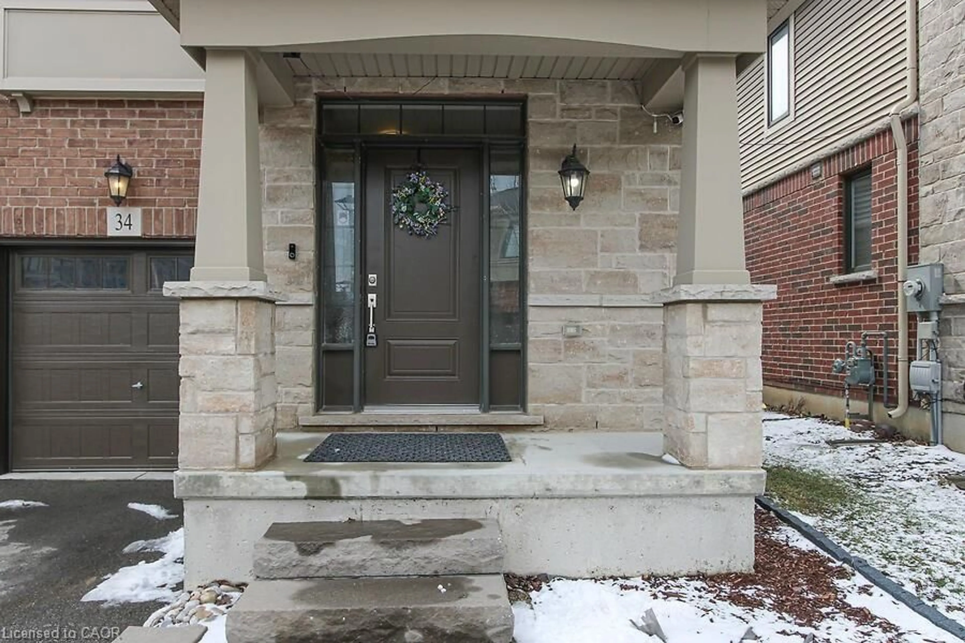 Indoor entryway for 1890 Rymal Rd #34, Hannon Ontario L0R 1P0