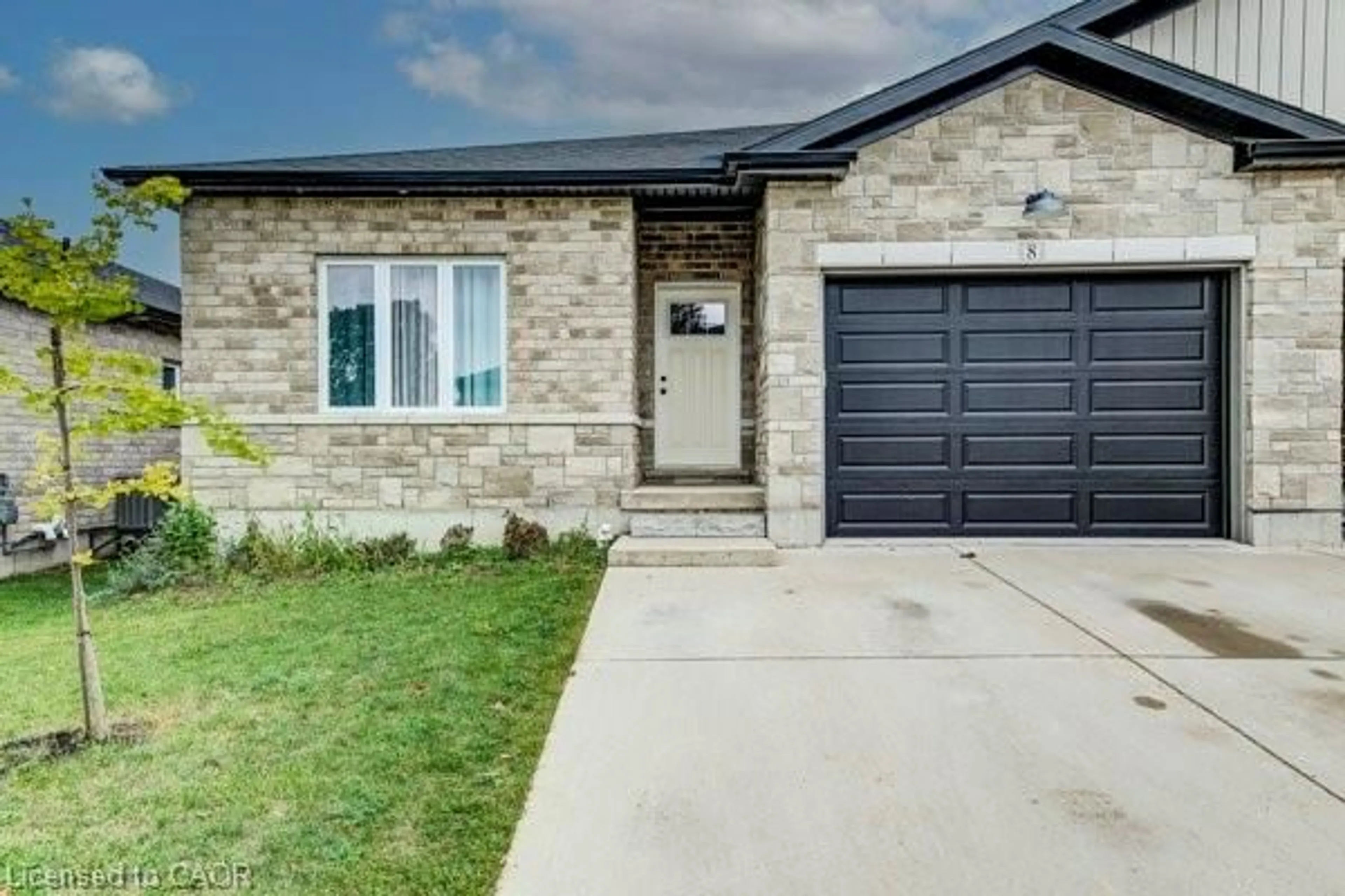 Home with brick exterior material, street for 575 Albert Ave #8, Listowel Ontario N4W 0G9
