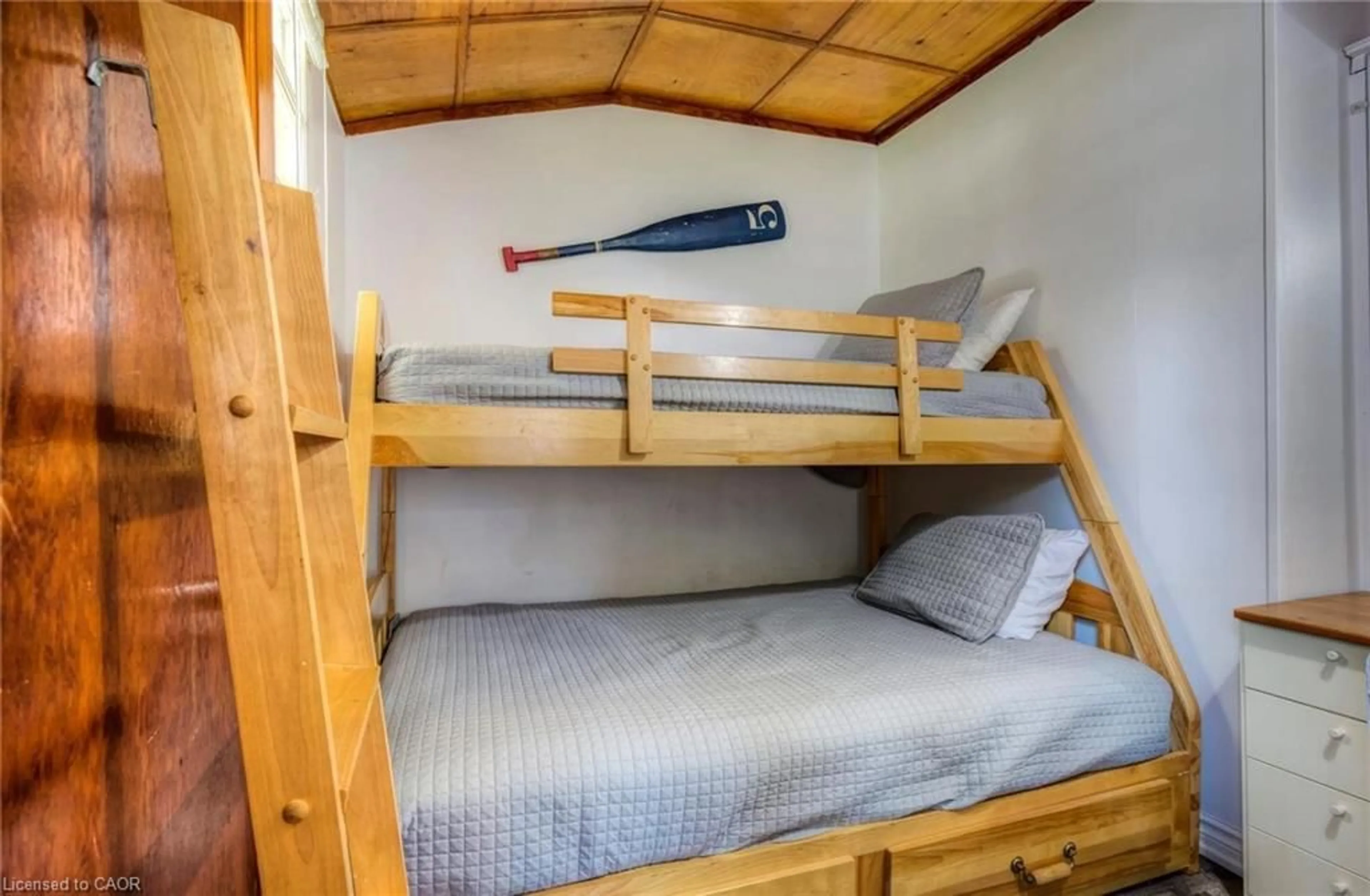 Bedroom with bed, unknown for 7 Willow Ave, Port Rowan Ontario N0E 1M0