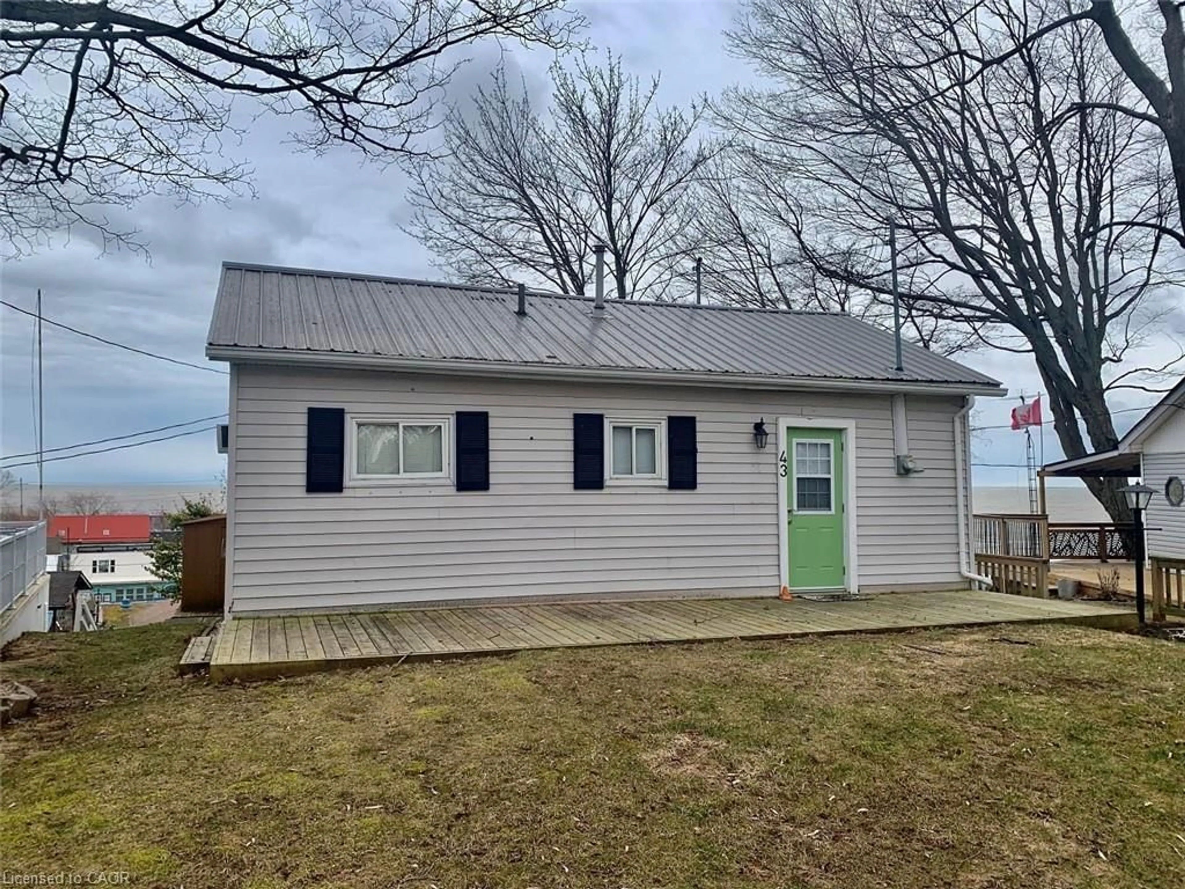 Shed for 43 Bucks Pk, Port Dover Ontario N0A 1N0