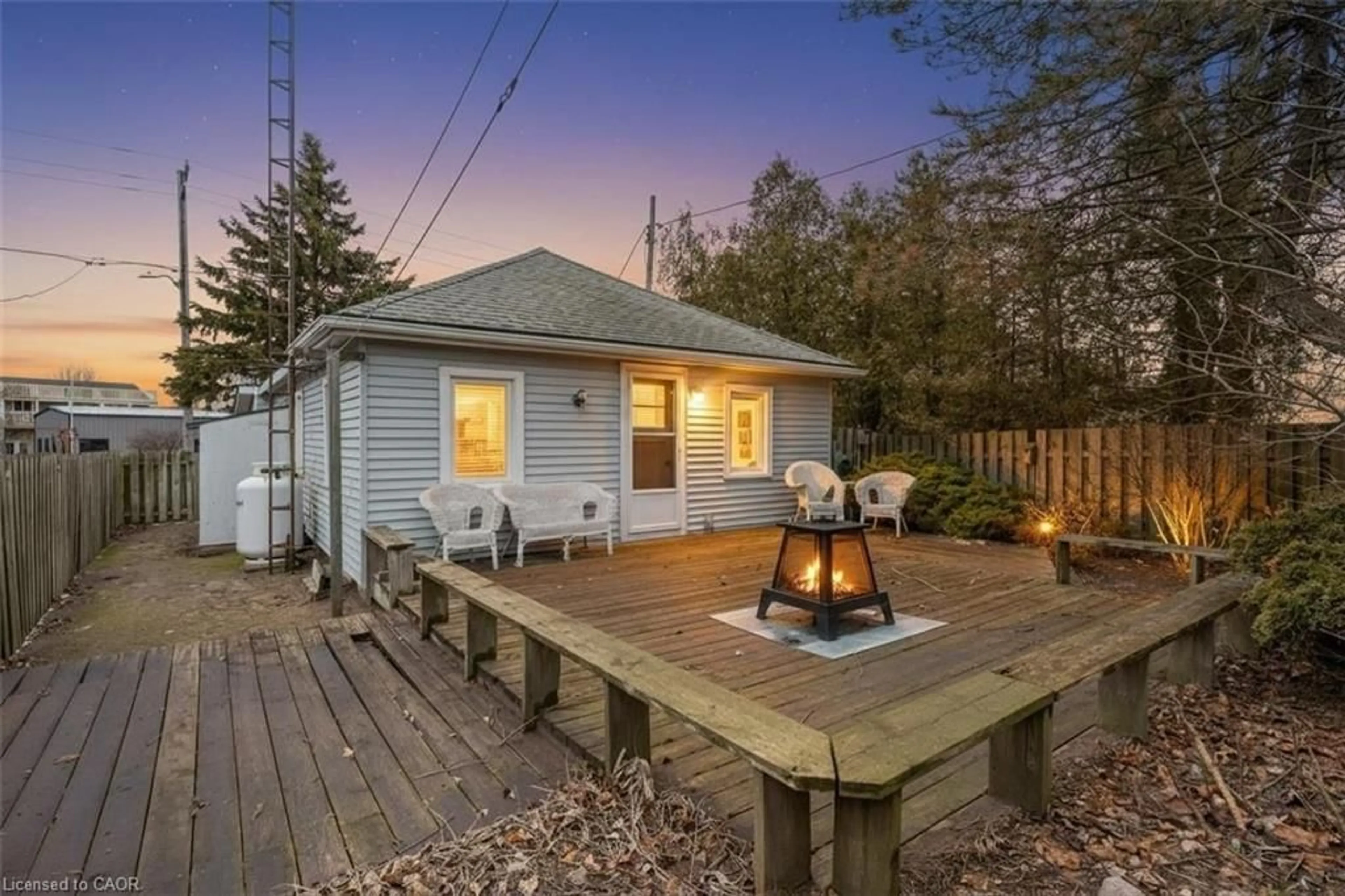 Patio, street for 115 Erie Blvd, Long Point Ontario N0E 1M0