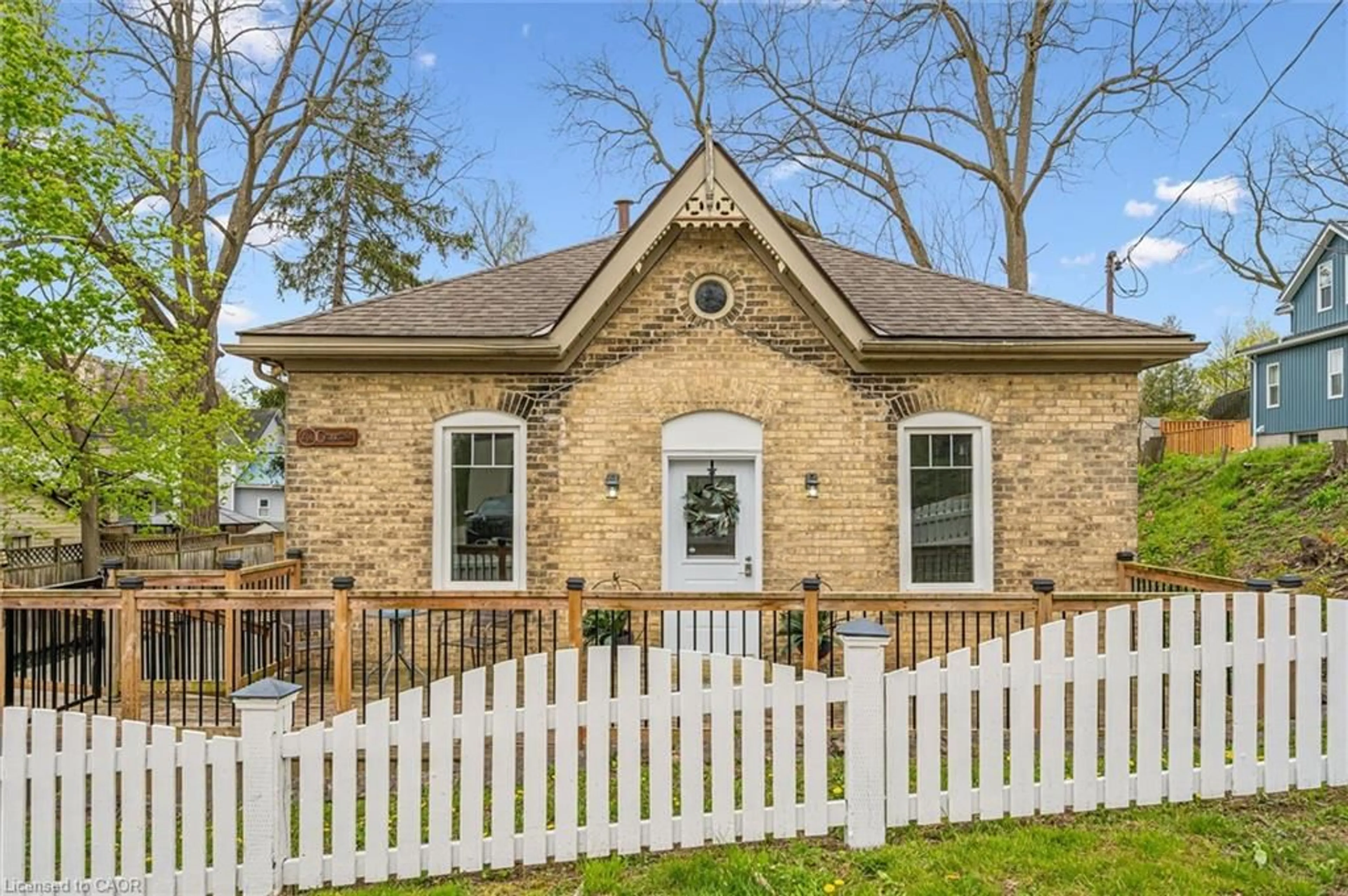 Home with brick exterior material, street for 41 Crombie St, Cambridge Ontario N1S 1Y5
