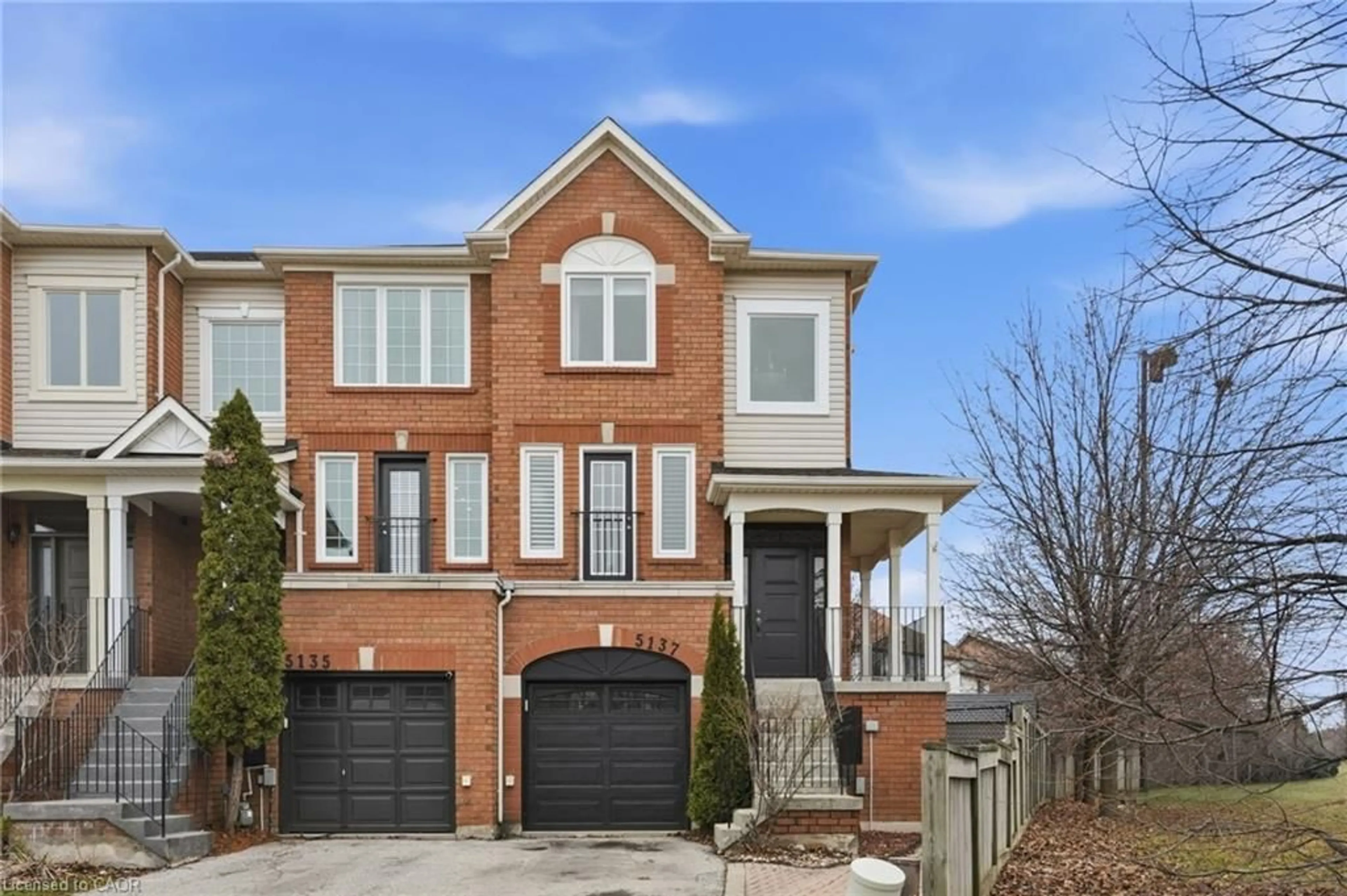 Home with brick exterior material, street for 5137 Dryden Ave, Burlington Ontario L7L 6L3