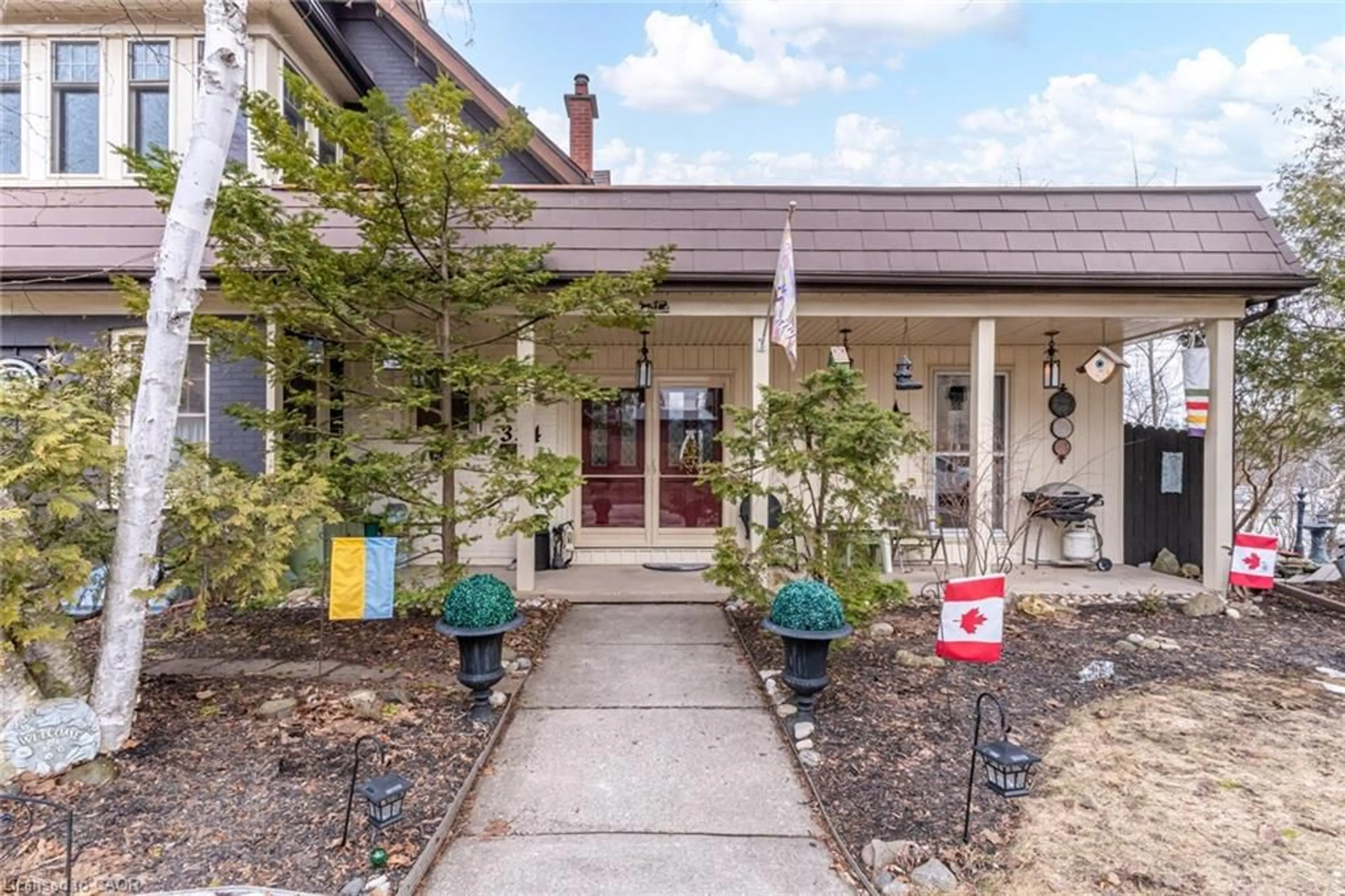 Unknown for 334 Agnes St, Cambridge Ontario N3H 1K3