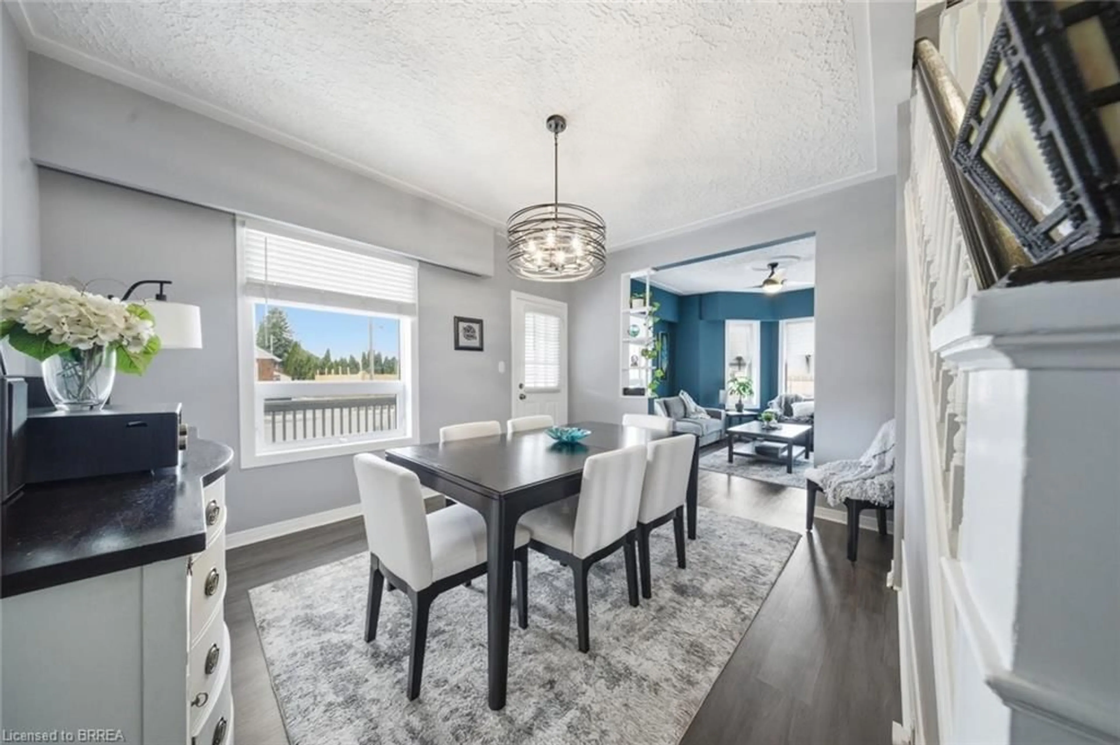 Dining room, unknown for 8 Carlyle St, Brantford Ontario N3T 2C1