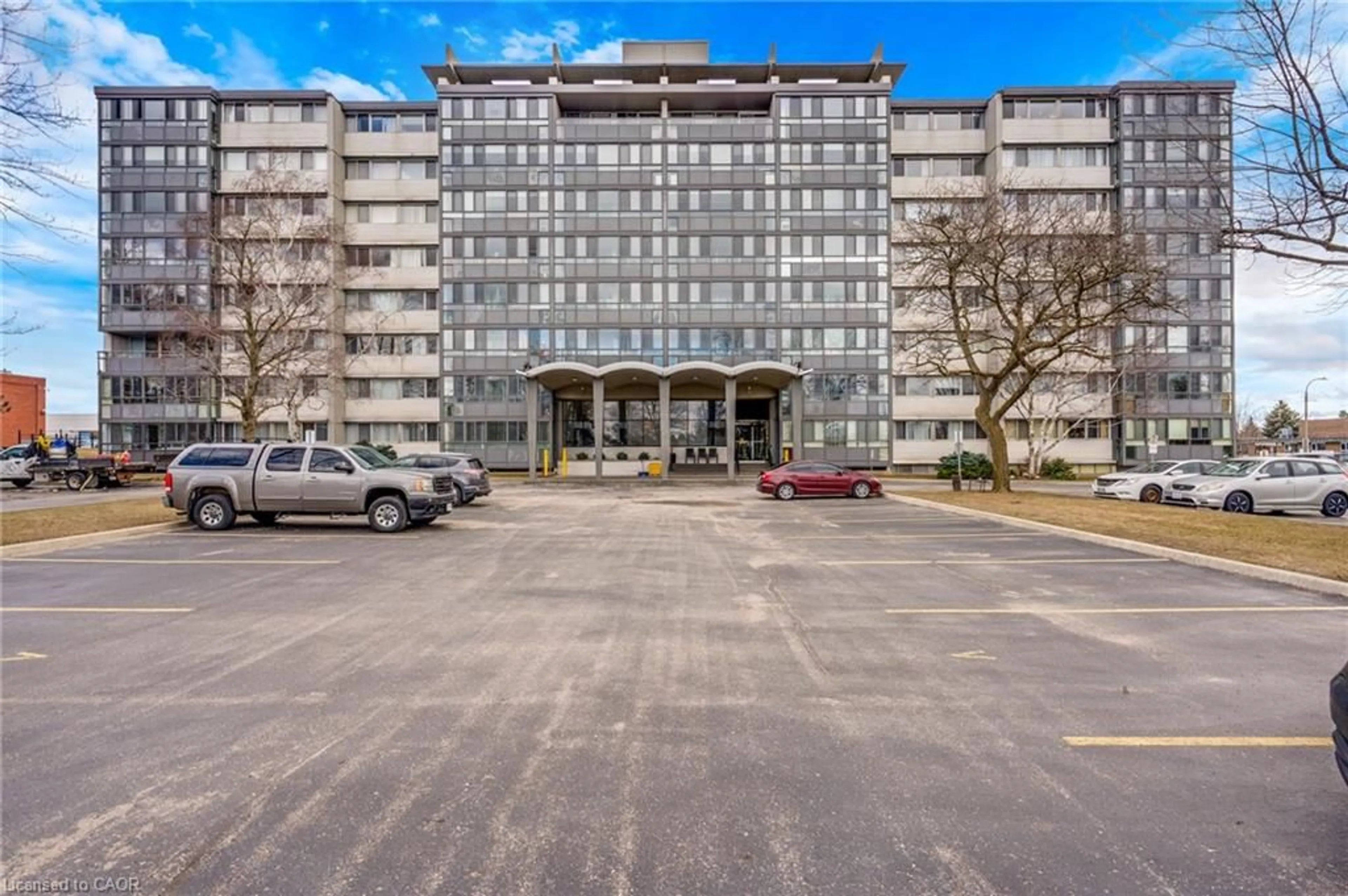 Unknown for 24 Midland Dr #708, Kitchener Ontario N2A 2A8