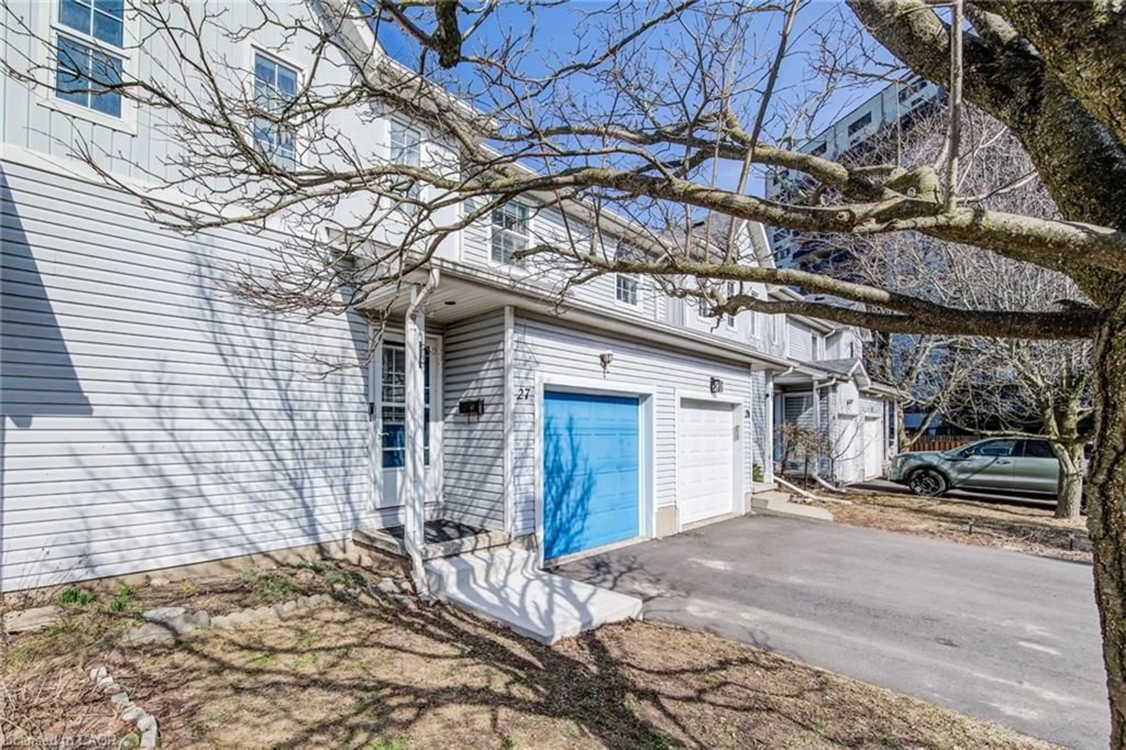 Unknown for 90 Mooregate Cres #27, Kitchener Ontario N2M 5P7