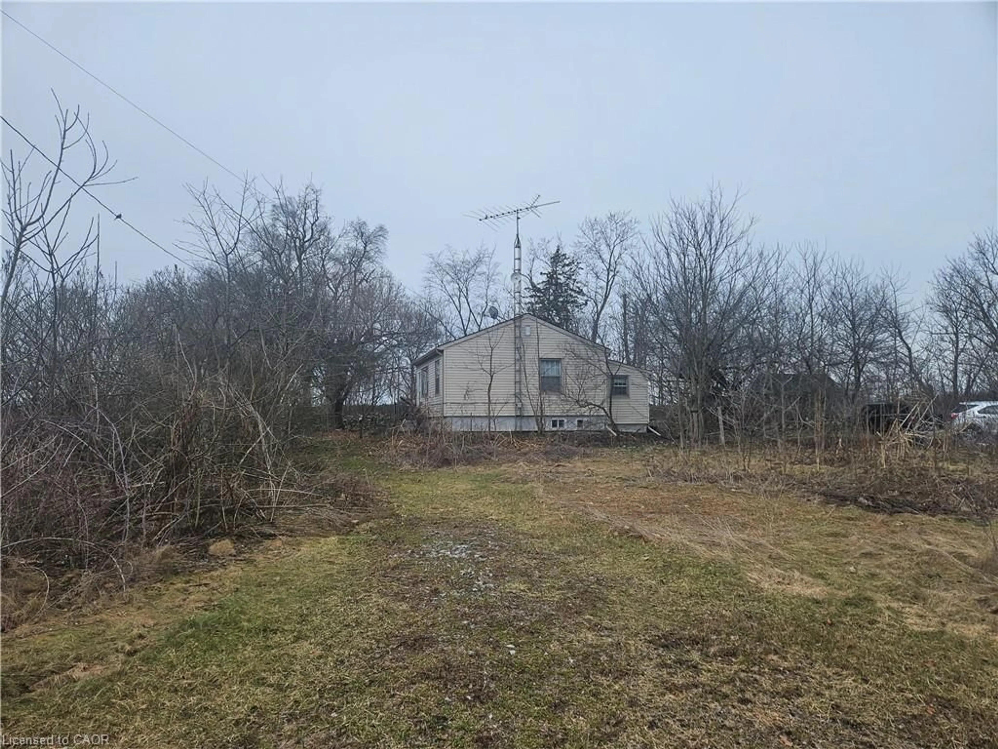 Shed for 31 Mclaren St, Villa Nova Ontario N0E 1Y0