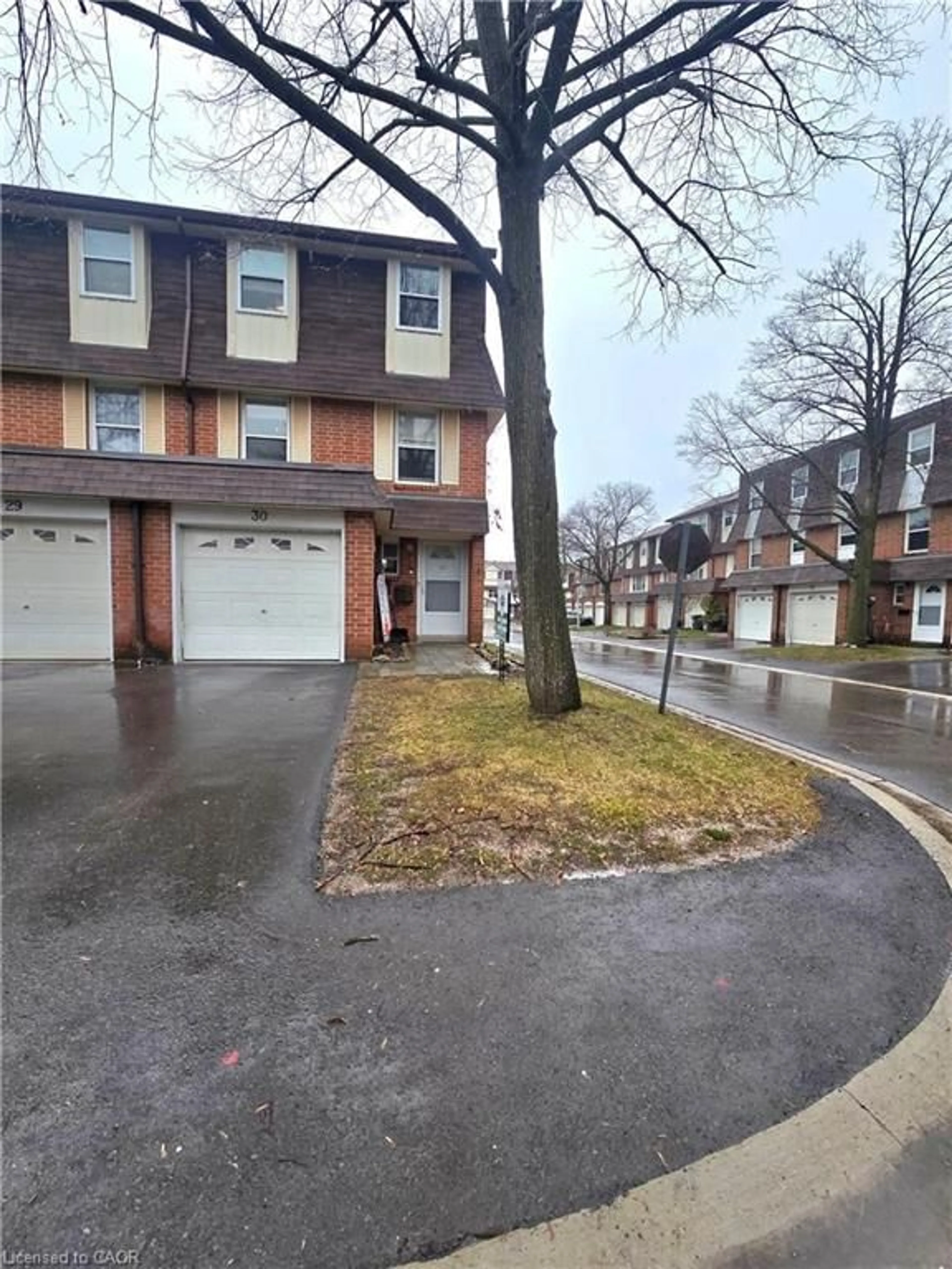 Unknown for 235 Bronte St #30, Milton Ontario L9T 3V8