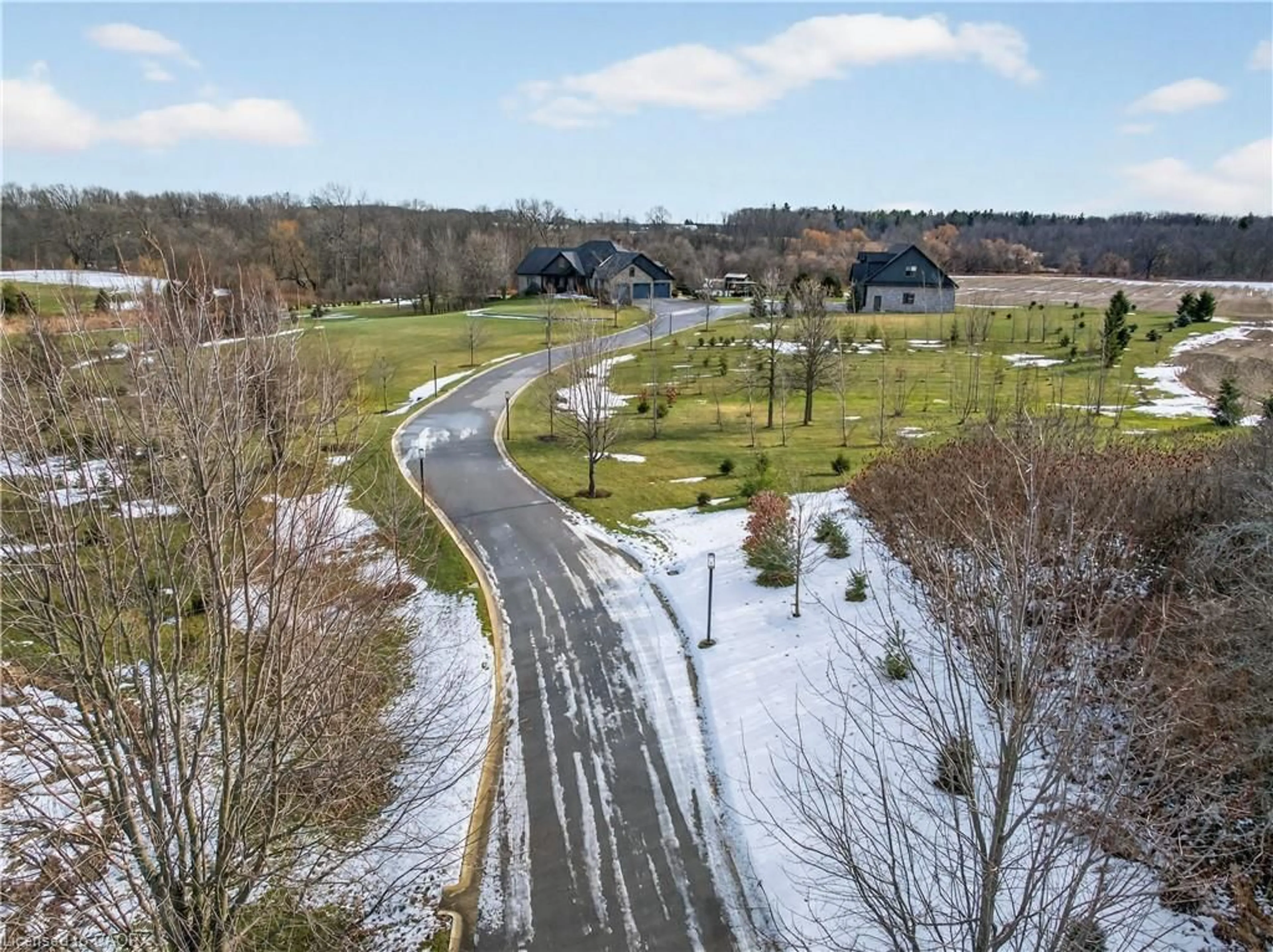 A pic from outside/outdoor area/front of a property/back of a property/a pic from drone, street for 5368 Twenty Mile Rd, St. Anns Ontario L0R 1Y0