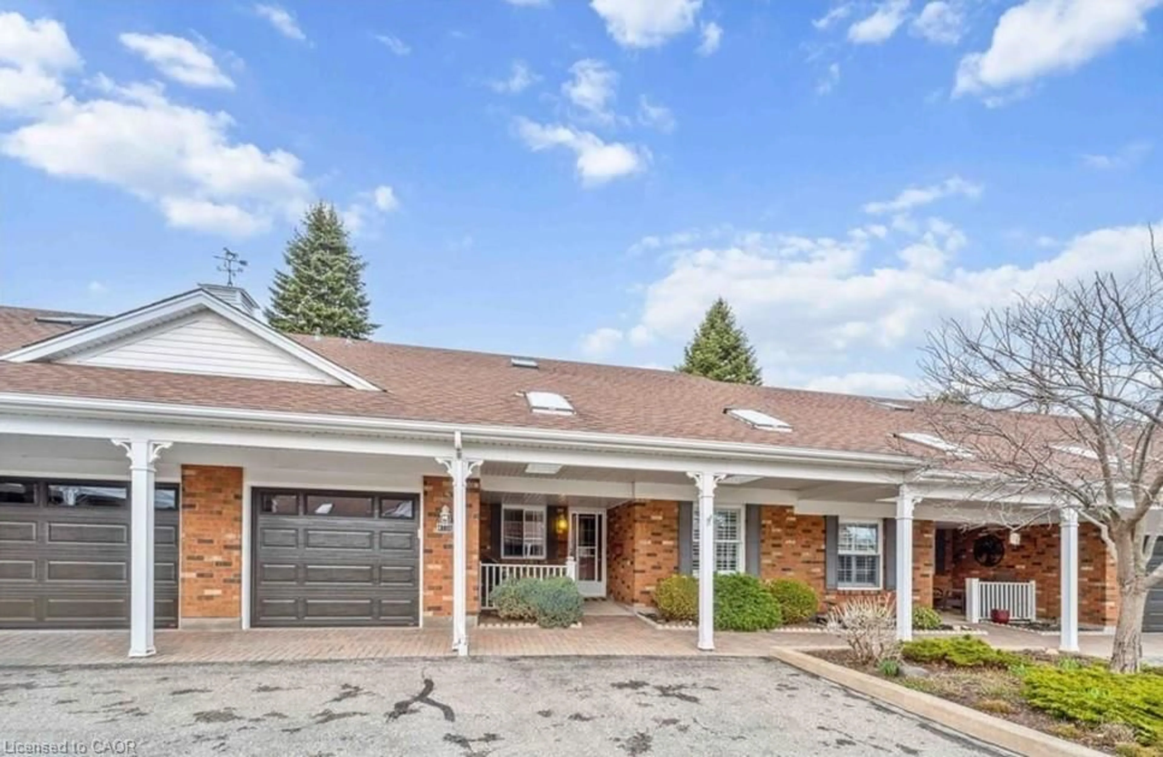 Home with brick exterior material, street for 4106 Butternut Crt, Vineland Ontario L0R 2C0