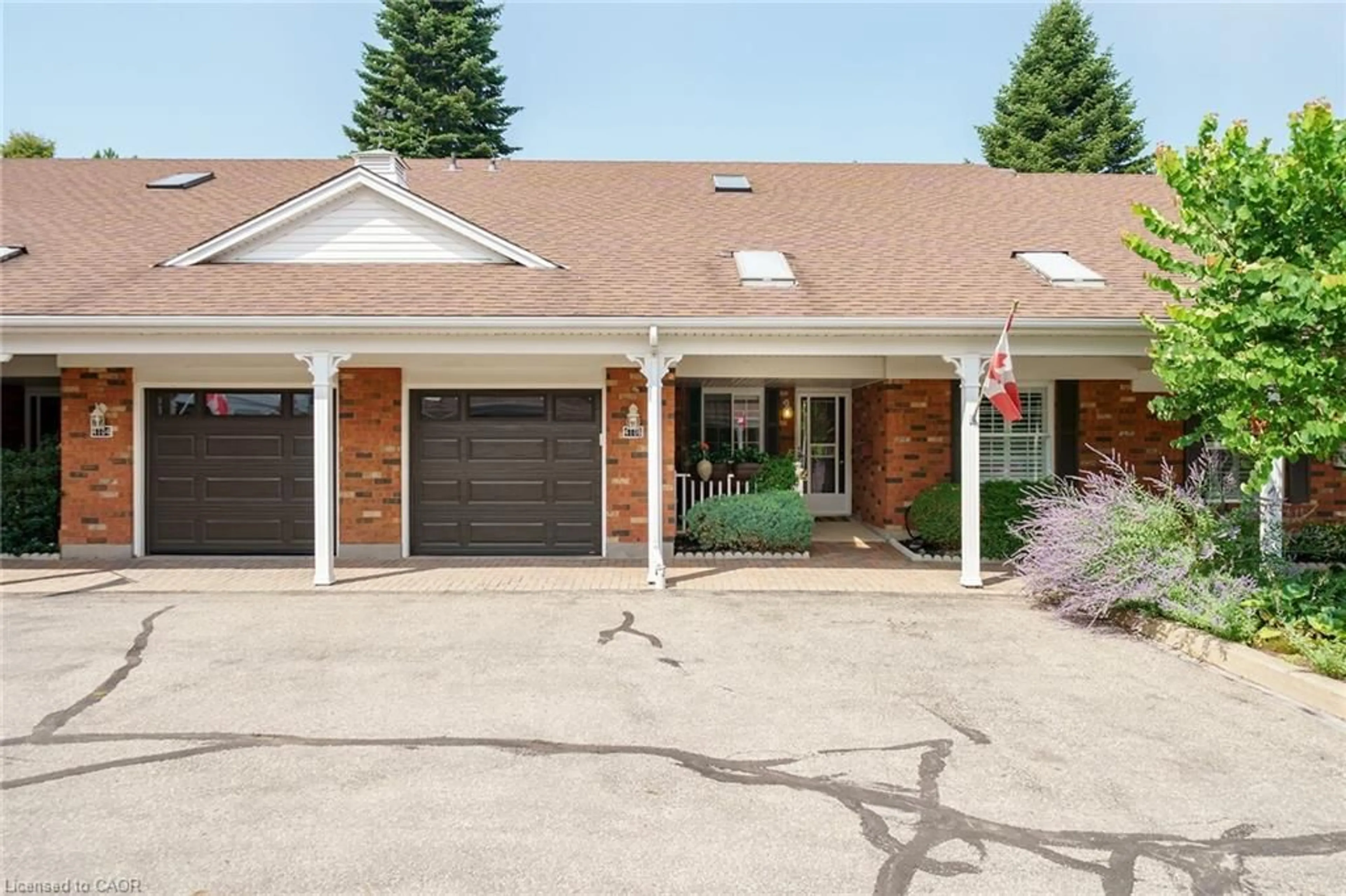 Home with brick exterior material, street for 4106 Butternut Crt, Vineland Ontario L0R 2C0