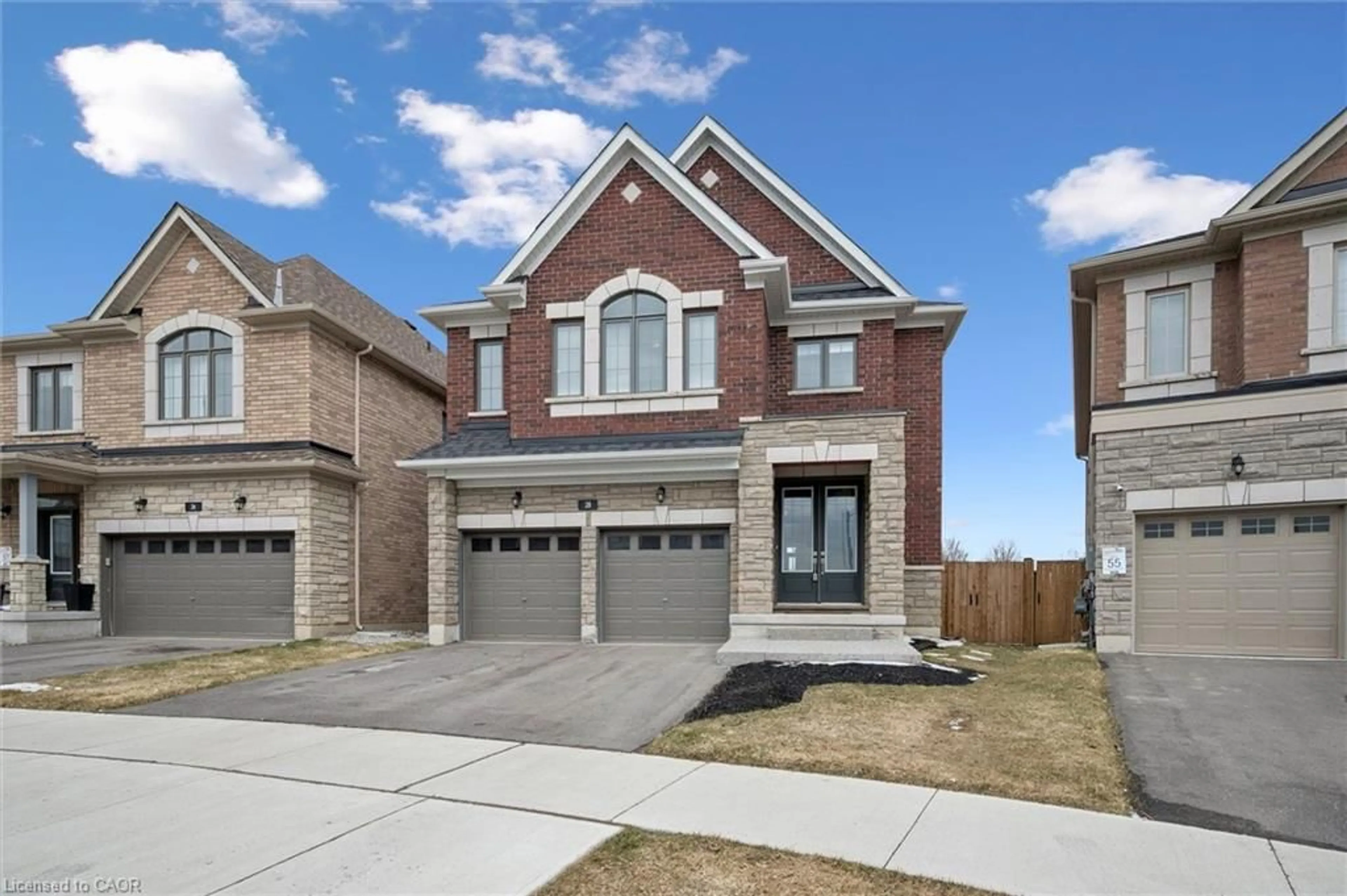 Home with brick exterior material, street for 28 Garland Ave, Cambridge Ontario N1R 1B7