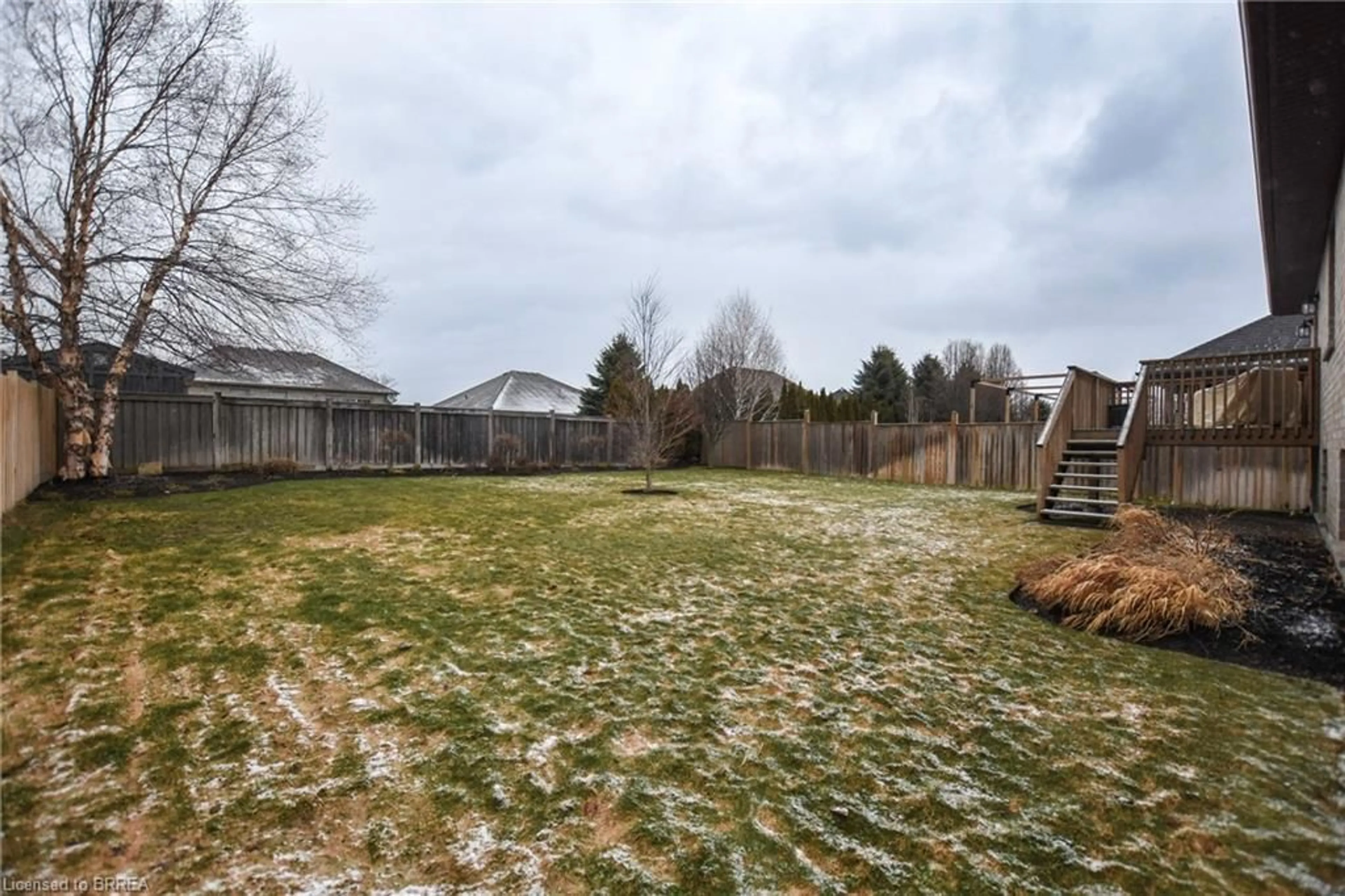 Unknown for 45 Tan Ave, Waterford Ontario N0E 1Y0