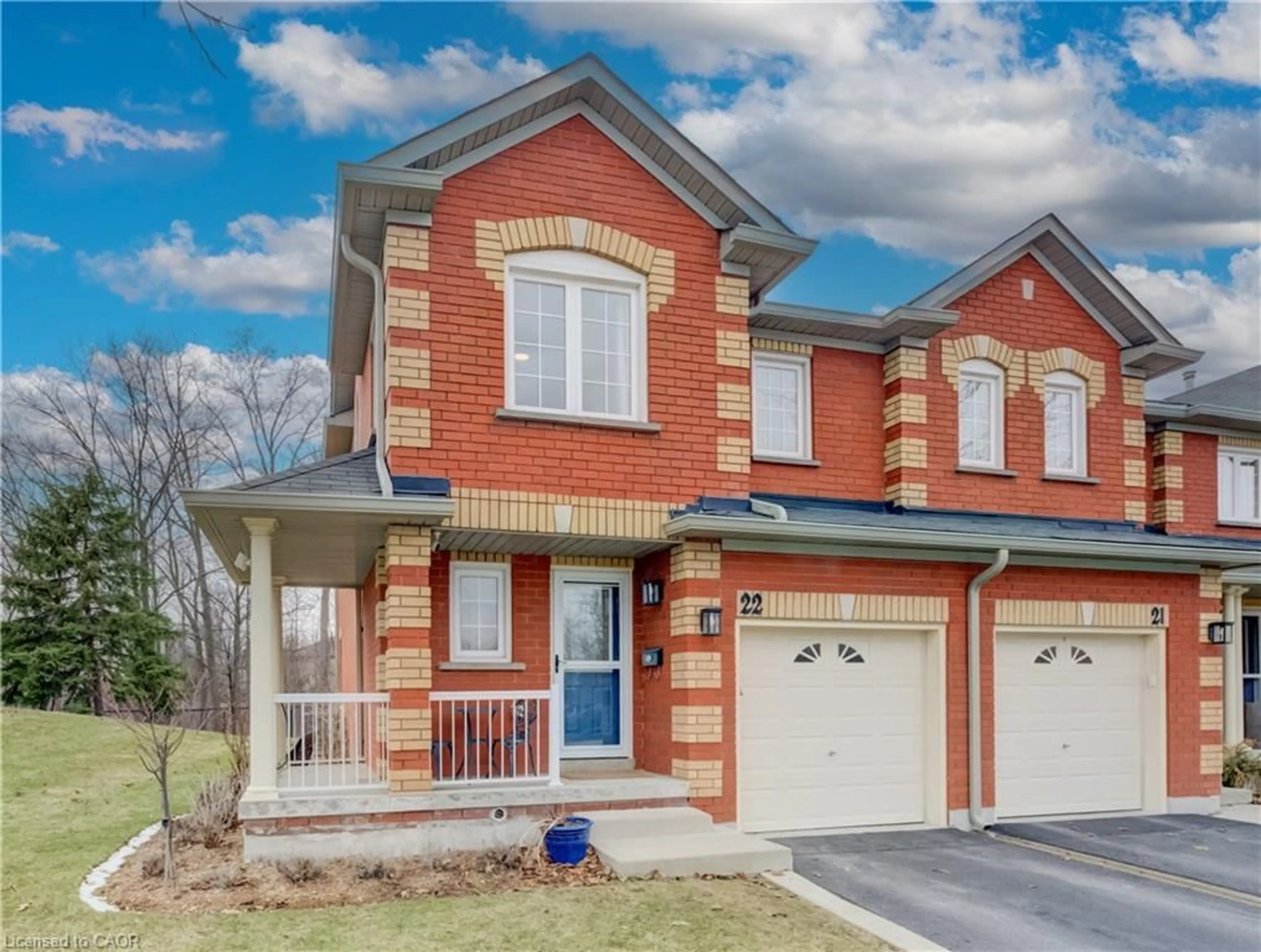 Home with brick exterior material, street for 2022 Atkinson Dr #22, Burlington Ontario L7M 4H6