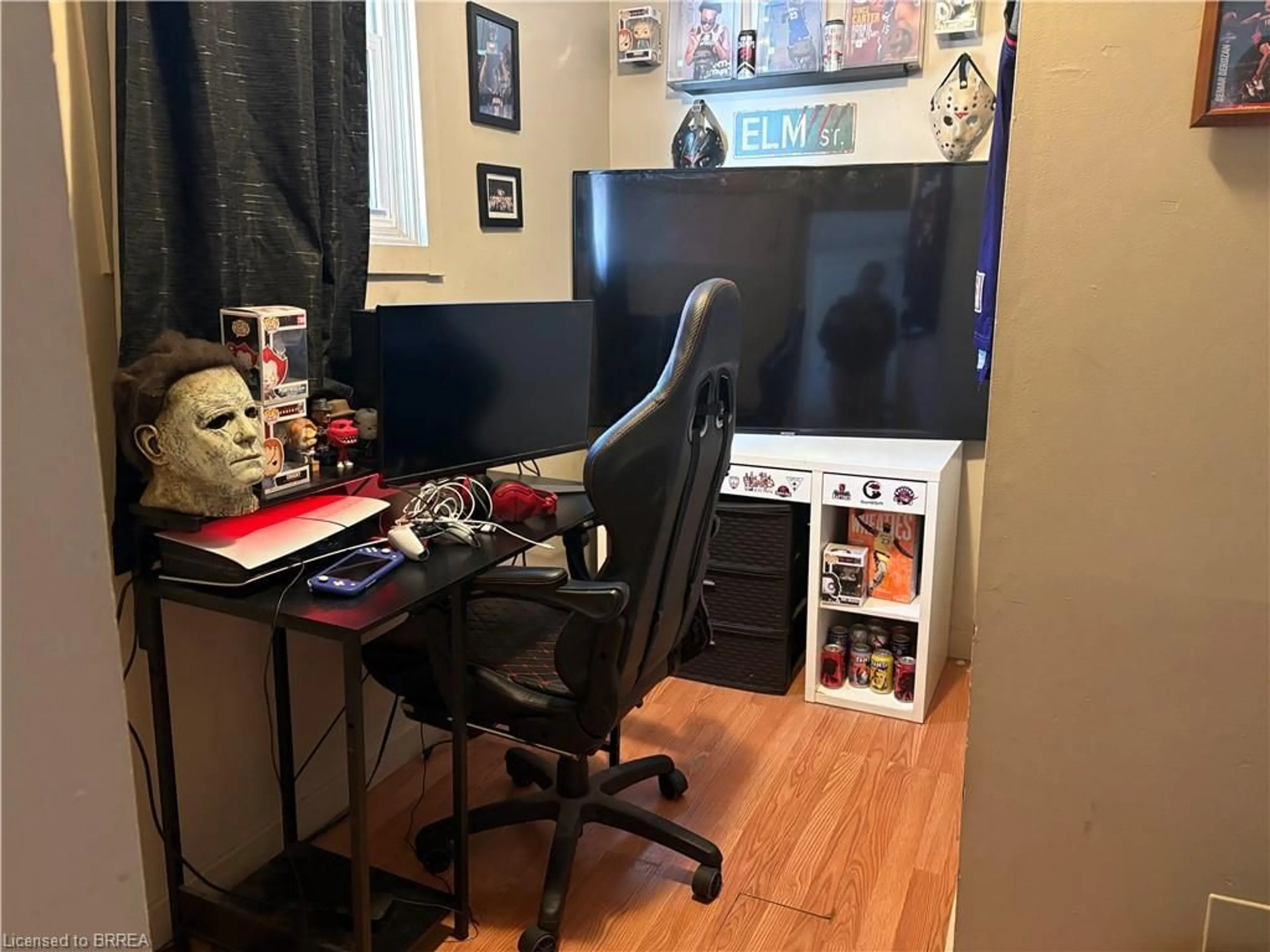 A pic of a room for 13 Sheridan St, Brantford Ontario N3T 2P7