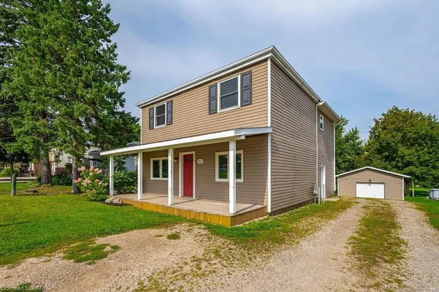 353 Wellington St, Mount Forest 3