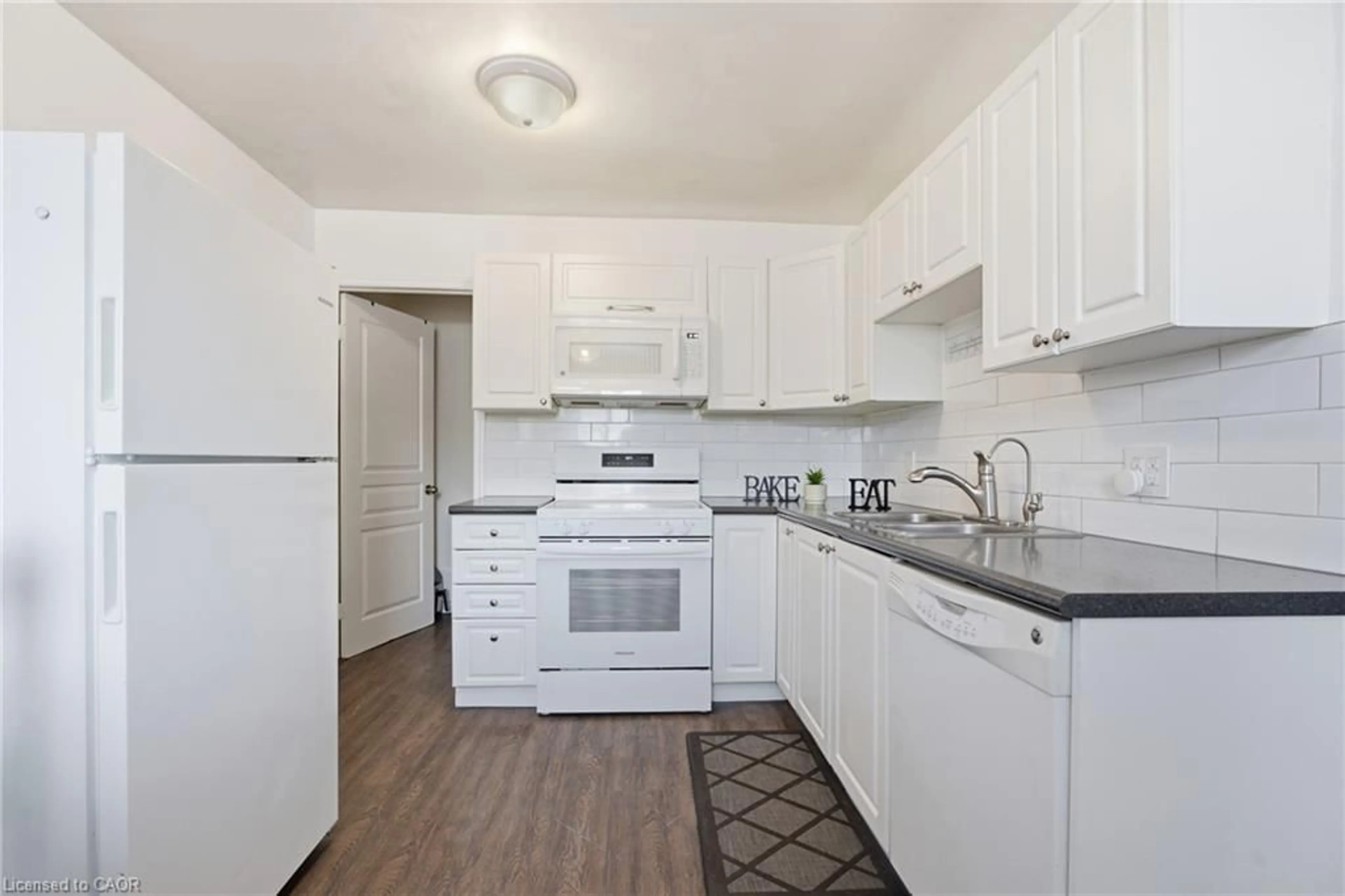 Standard kitchen, unknown for 423 Westwood Dr #44, Kitchener Ontario N2M 5B5