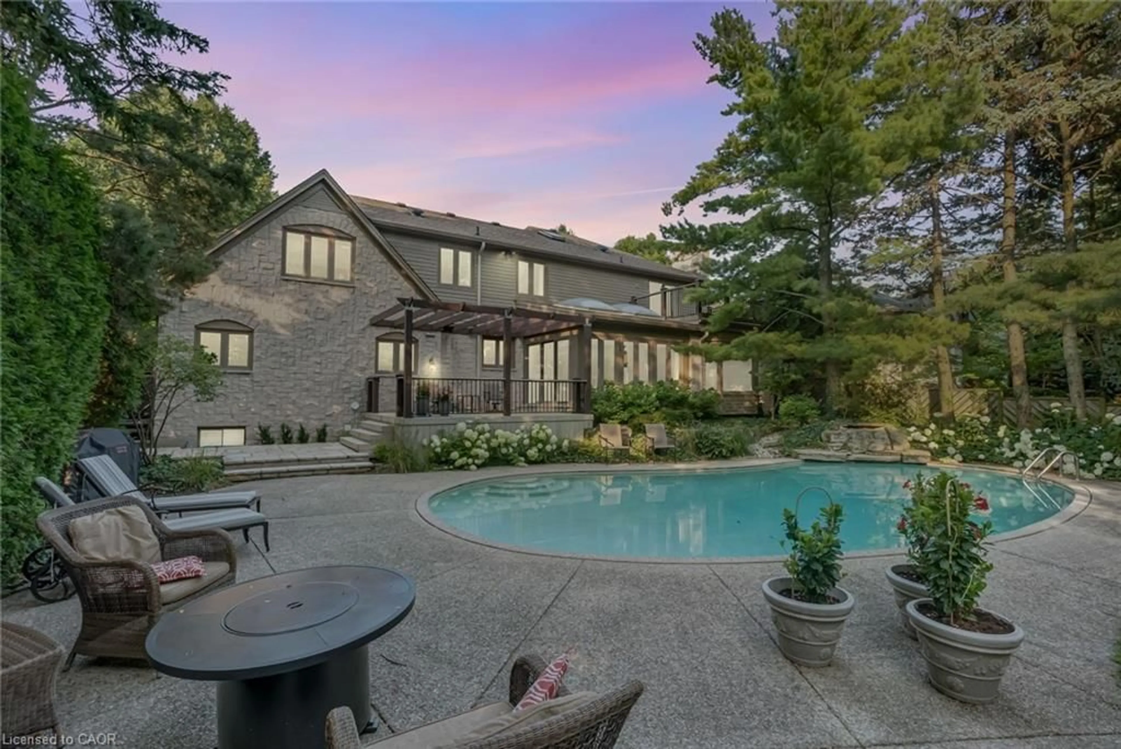 Unknown for 9 Flanders Dr, Waterdown Ontario L8B 0G6