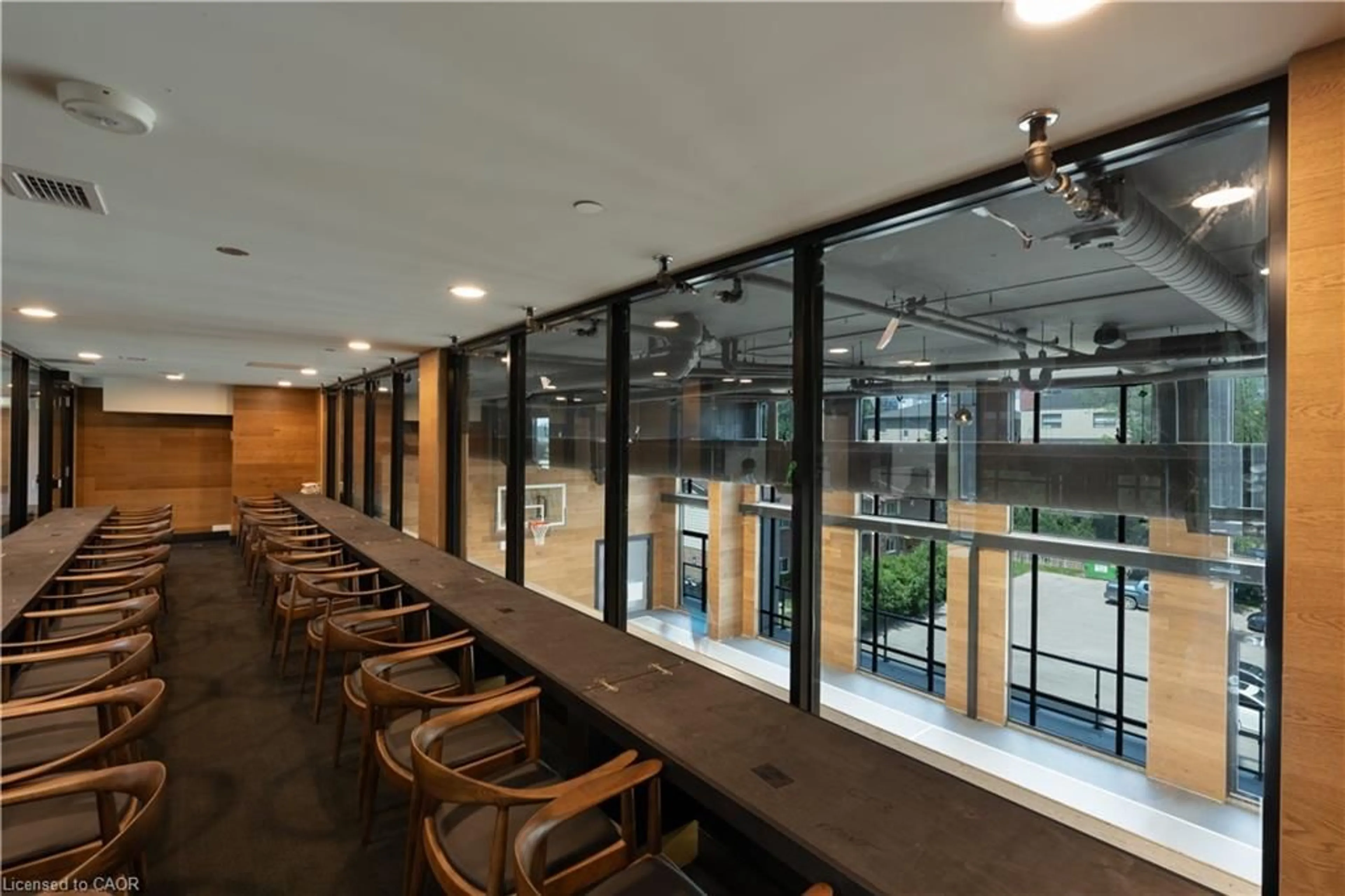 Indoor foyer for 145 Columbia St #611, Waterloo Ontario N2L 3L2