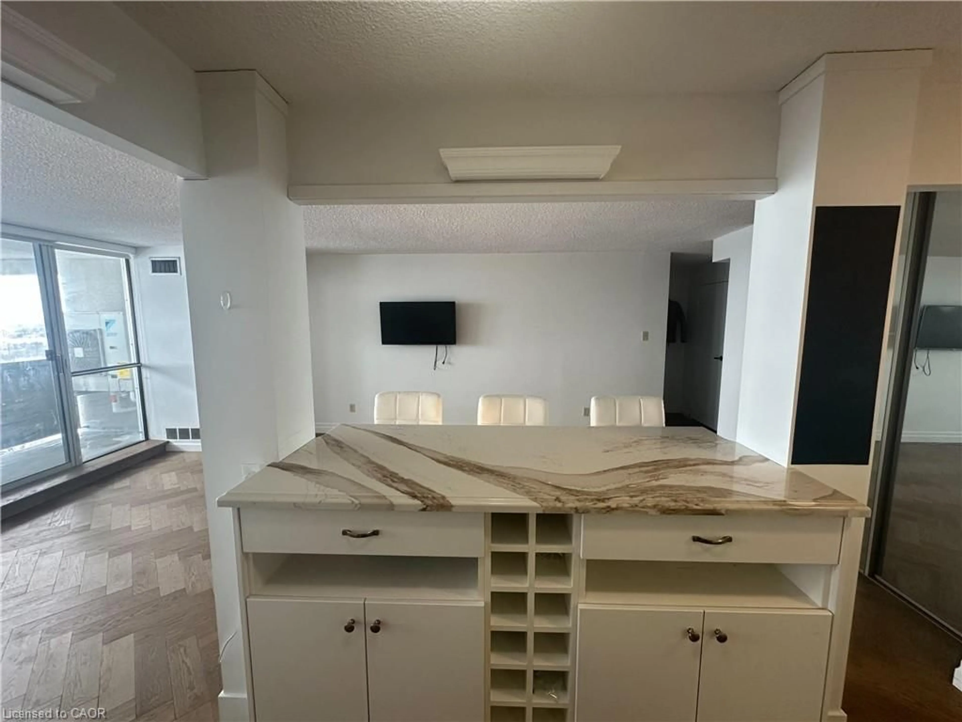 A pic of a room for 375 King St #1907, Waterloo Ontario N2J 4L6