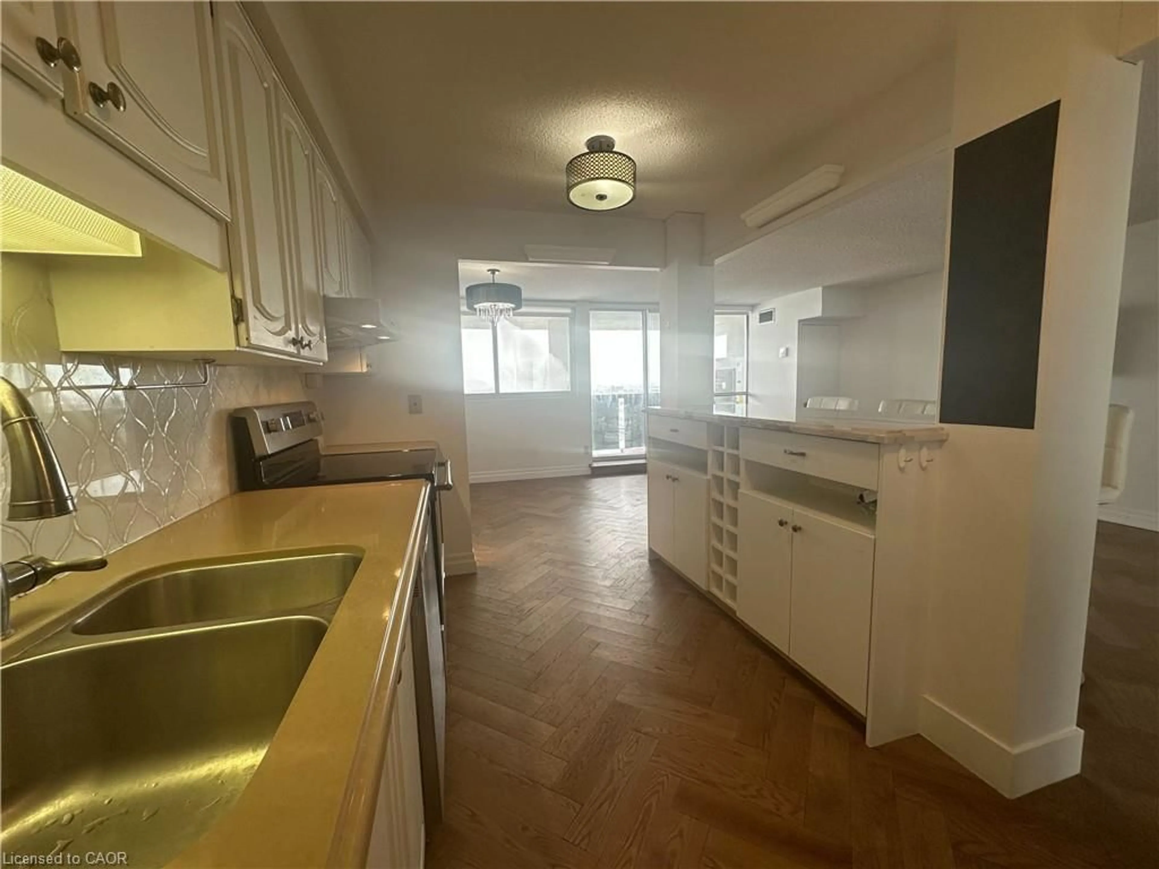 Unknown for 375 King St #1907, Waterloo Ontario N2J 4L6