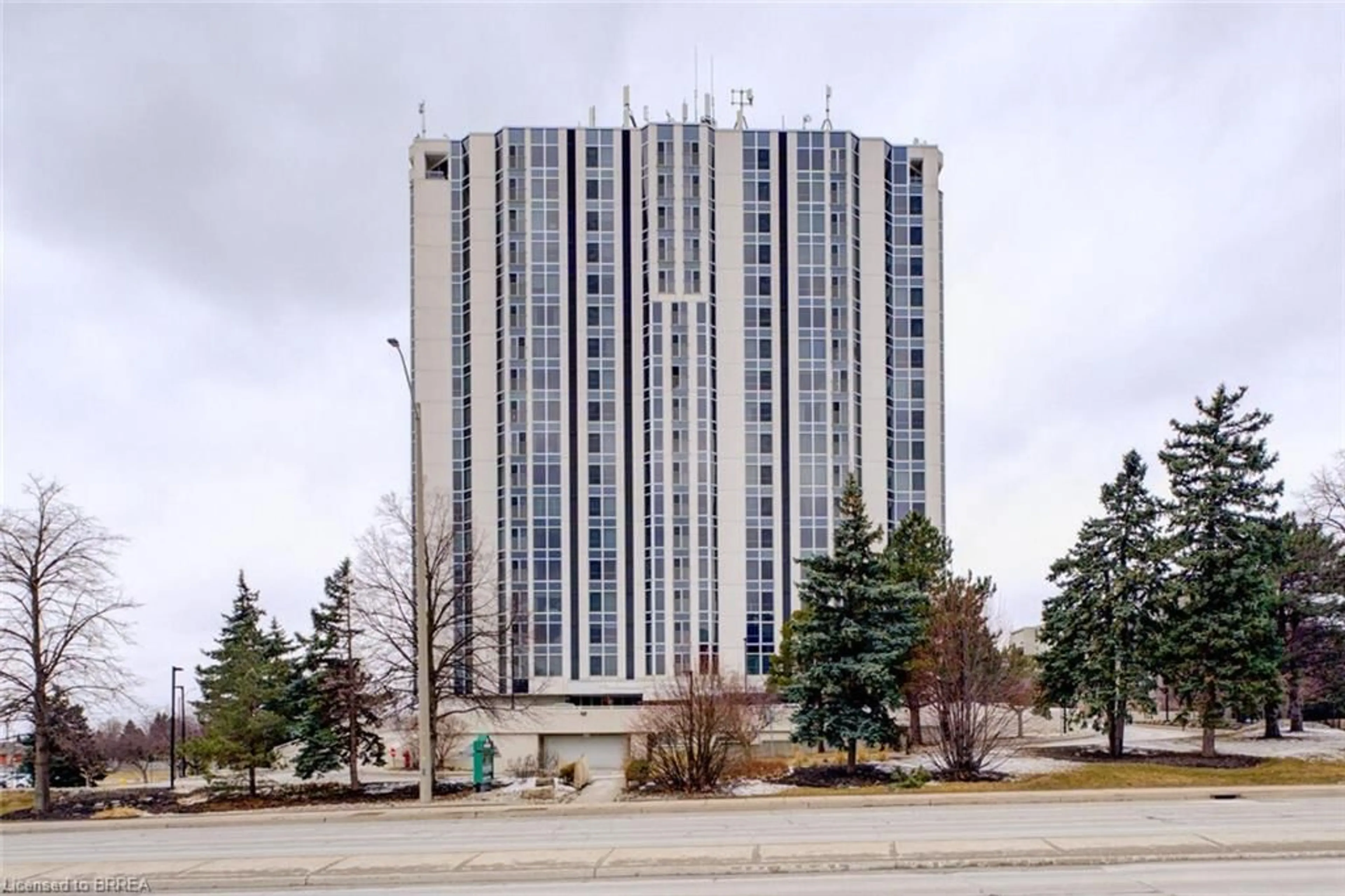 Unknown for 190 Hespeler Rd #1802, Cambridge Ontario N1R 8B8